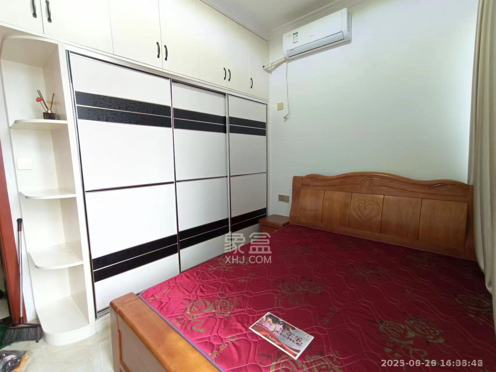 庐山一号 2室2厅1卫 1700.0元/月 庐山一号 2室2厅1卫 1700.0元/月室内图