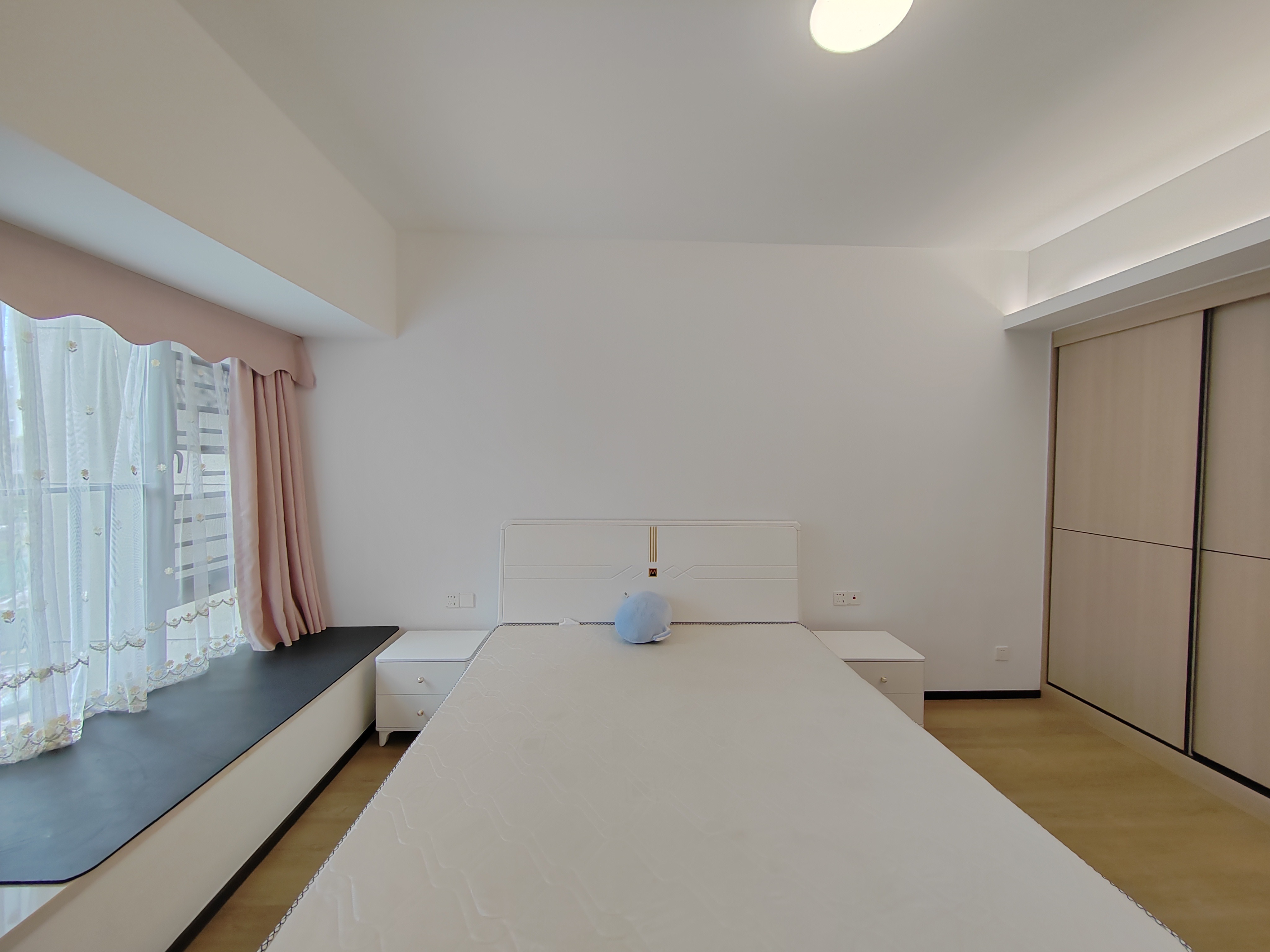 华润中心二期东悦府 2室1厅1卫 4100.0元/月 华润中心二期东悦府 2室1厅1卫 4100.0元/月室内图