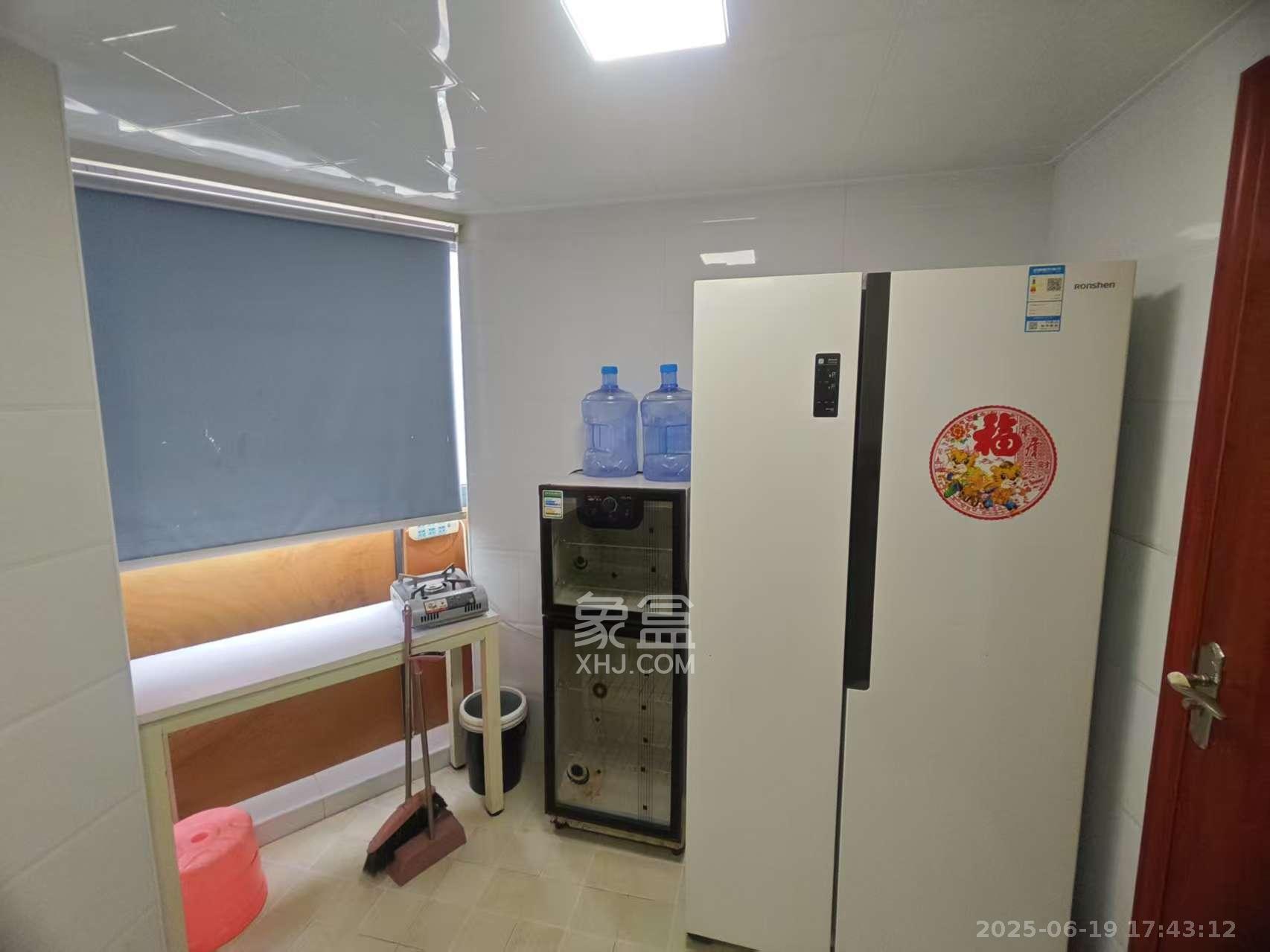 达美美立方  3室3厅3卫   3800.00元/月室内图