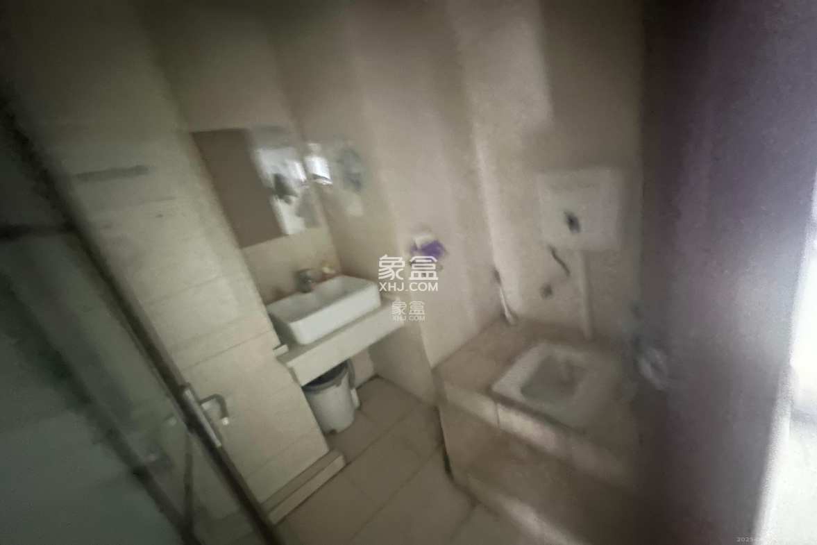 钰龙天下二期(钰龙佳园) 1室0厅0卫 3500.0元/月 钰龙天下二期(钰龙佳园) 1室0厅0卫 3500.0元/月室内图