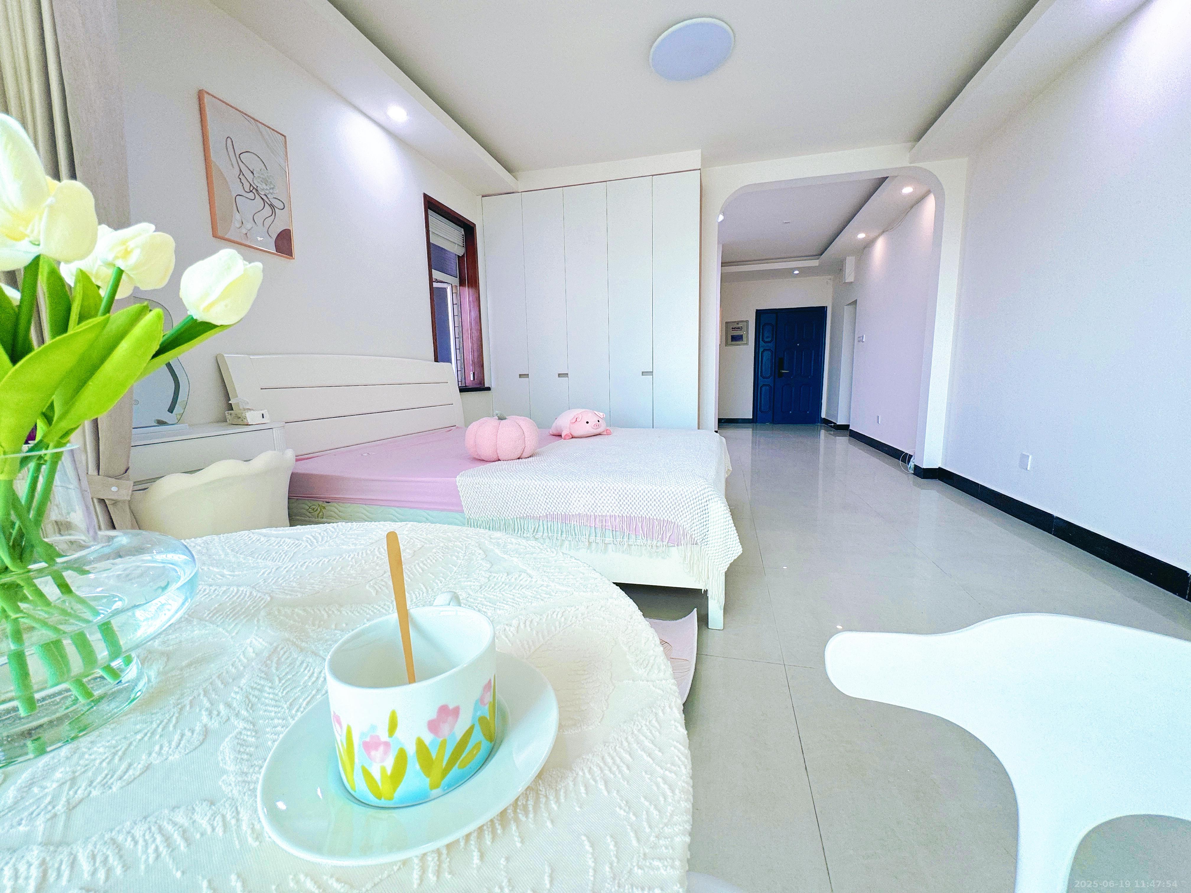 兴威名座 1室1厅1卫 1980.0元/月 兴威名座 1室1厅1卫 1980.0元/月室内图