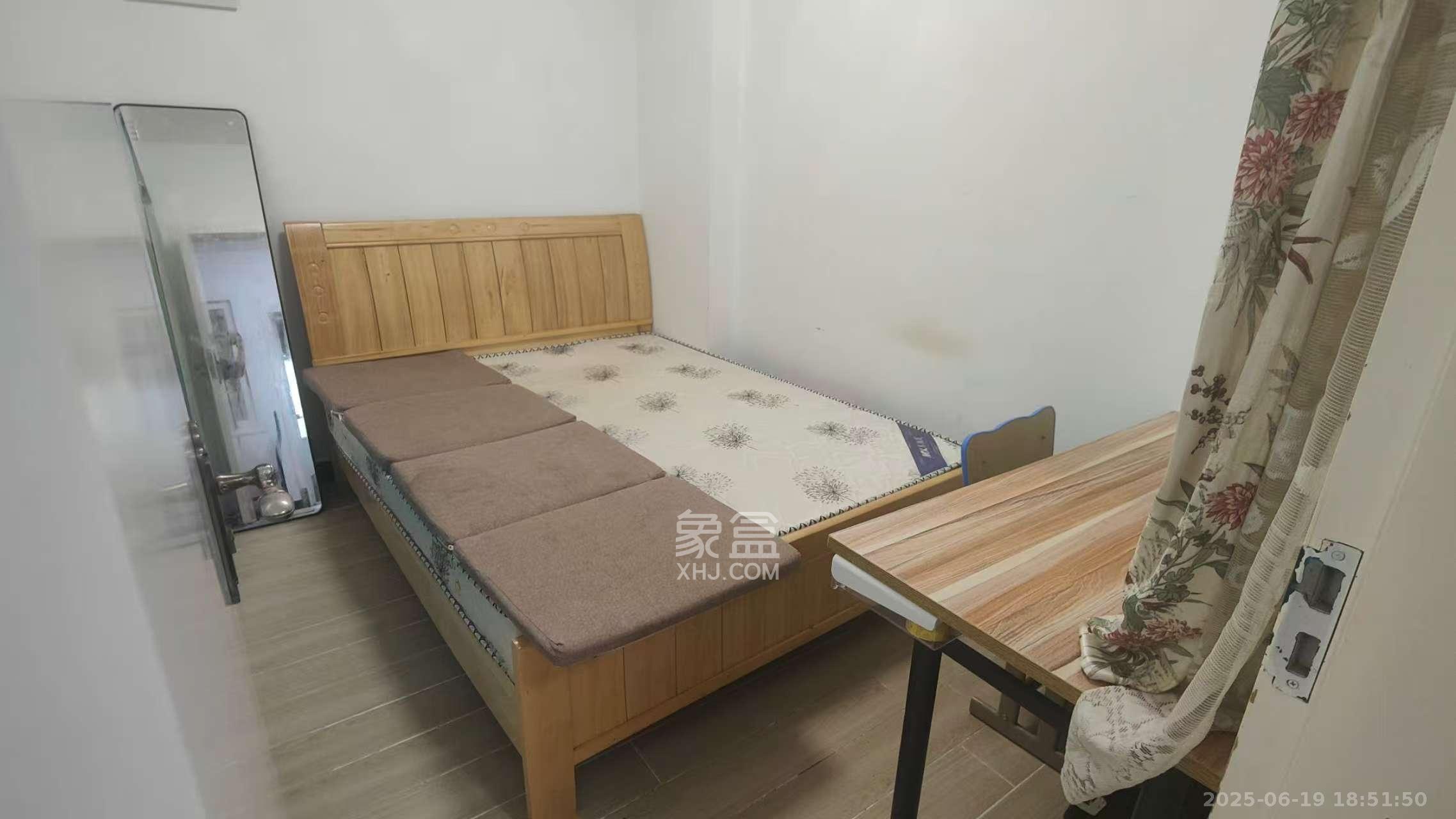 印象天心  2室1厅1卫   2500.00元/月室内图