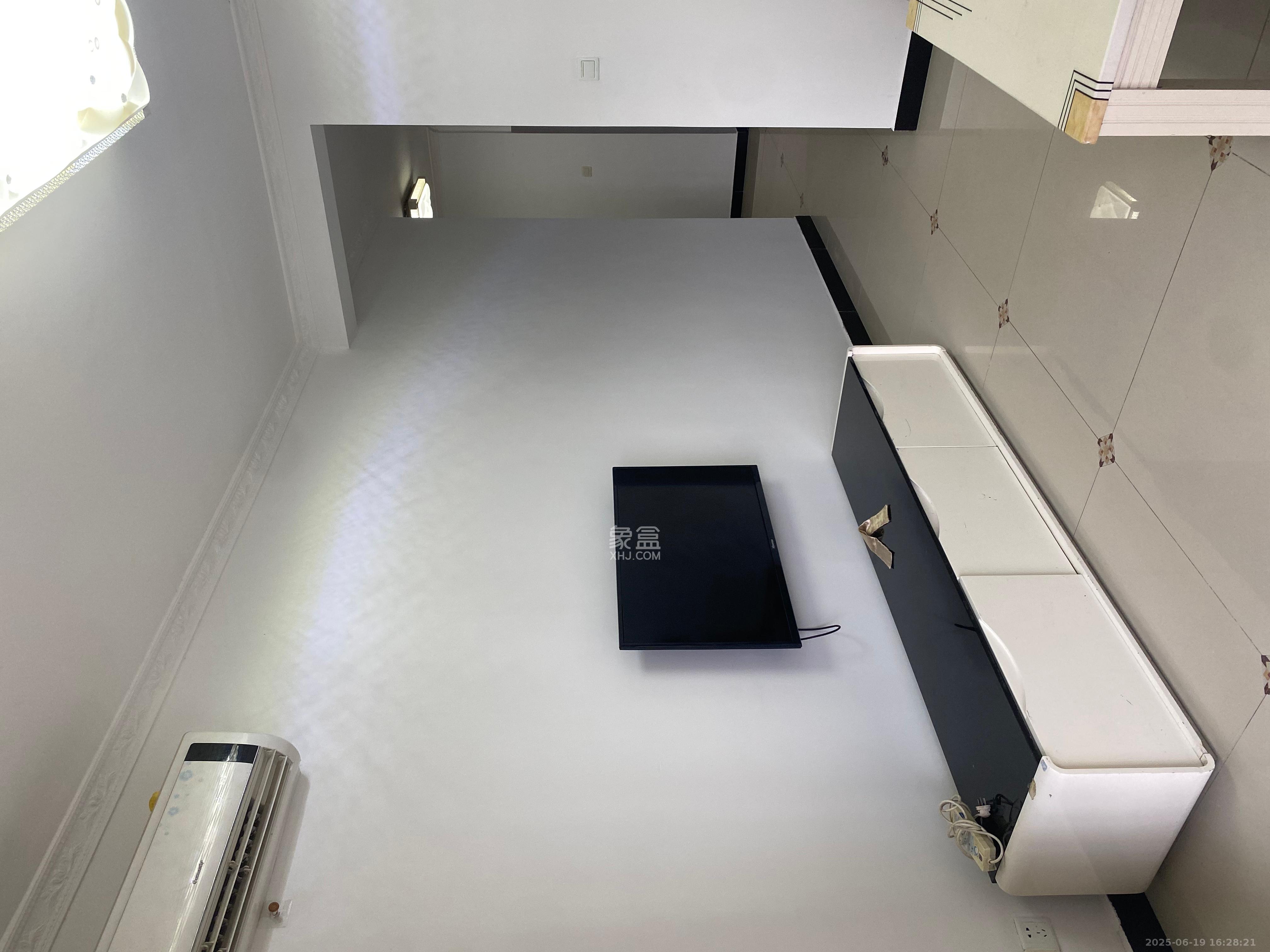 五矿万境水岸一期(万境水岸嘉苑)  2室2厅1卫    2000.0元/月 五矿万境水岸一期(万境水岸嘉苑)  2室2厅1卫    2000.0元/月室内图