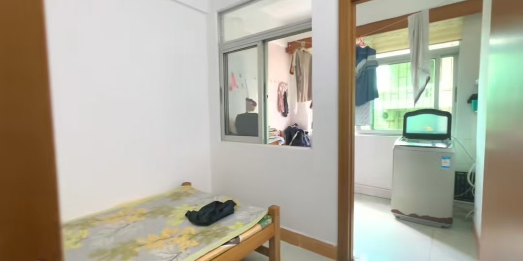 省五矿宿舍  4室2厅1卫   115.00万室内图