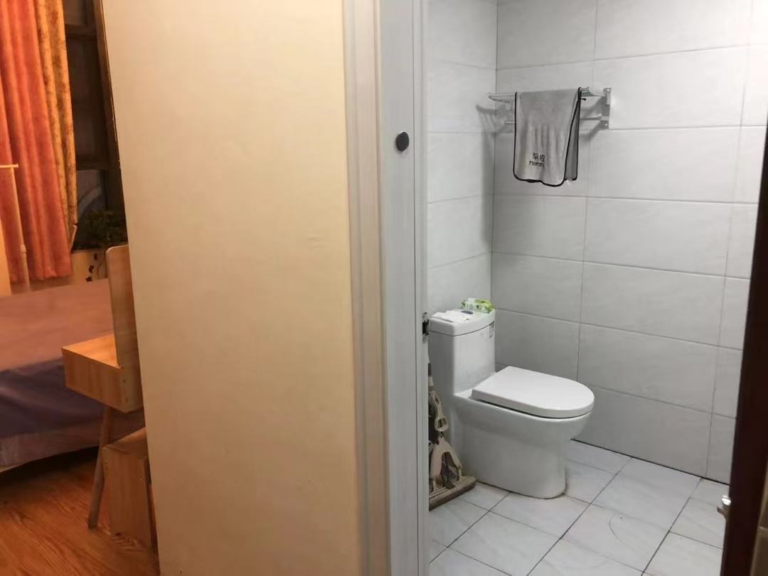 民俗文化广场 1室0厅0卫 980.0元/月 民俗文化广场 1室0厅0卫 980.0元/月室内图