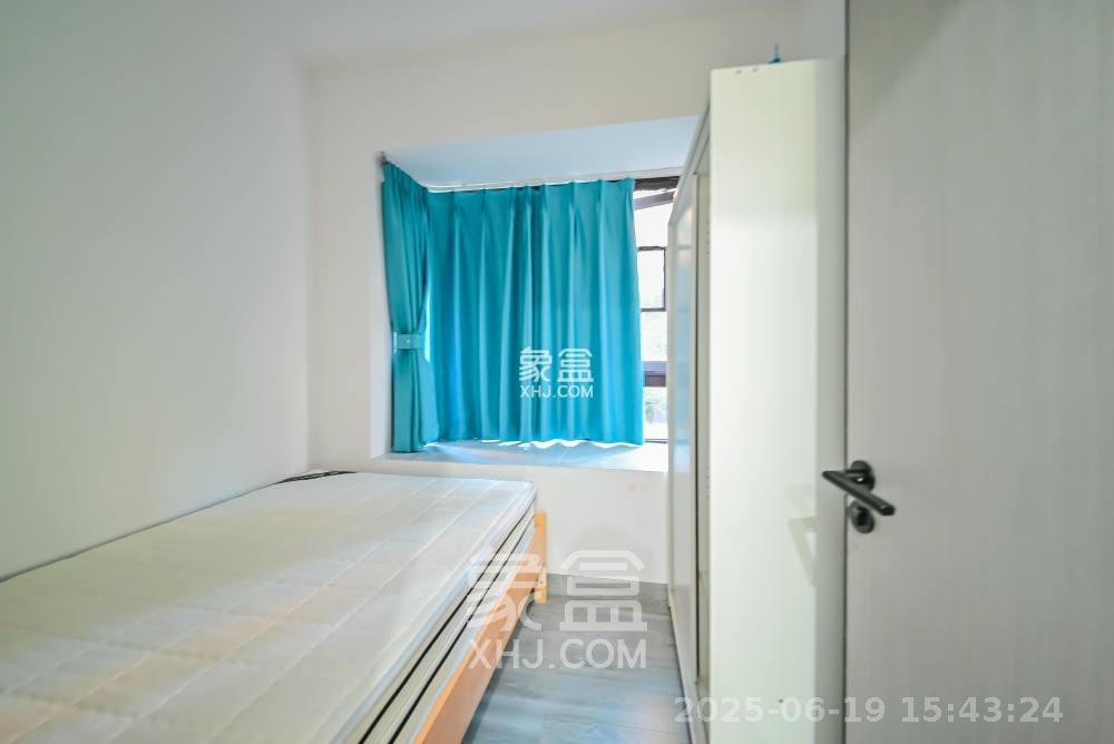 保利大都汇一期、二期 3室2厅2卫 3300.0元/月 保利大都汇一期、二期 3室2厅2卫 3300.0元/月室内图