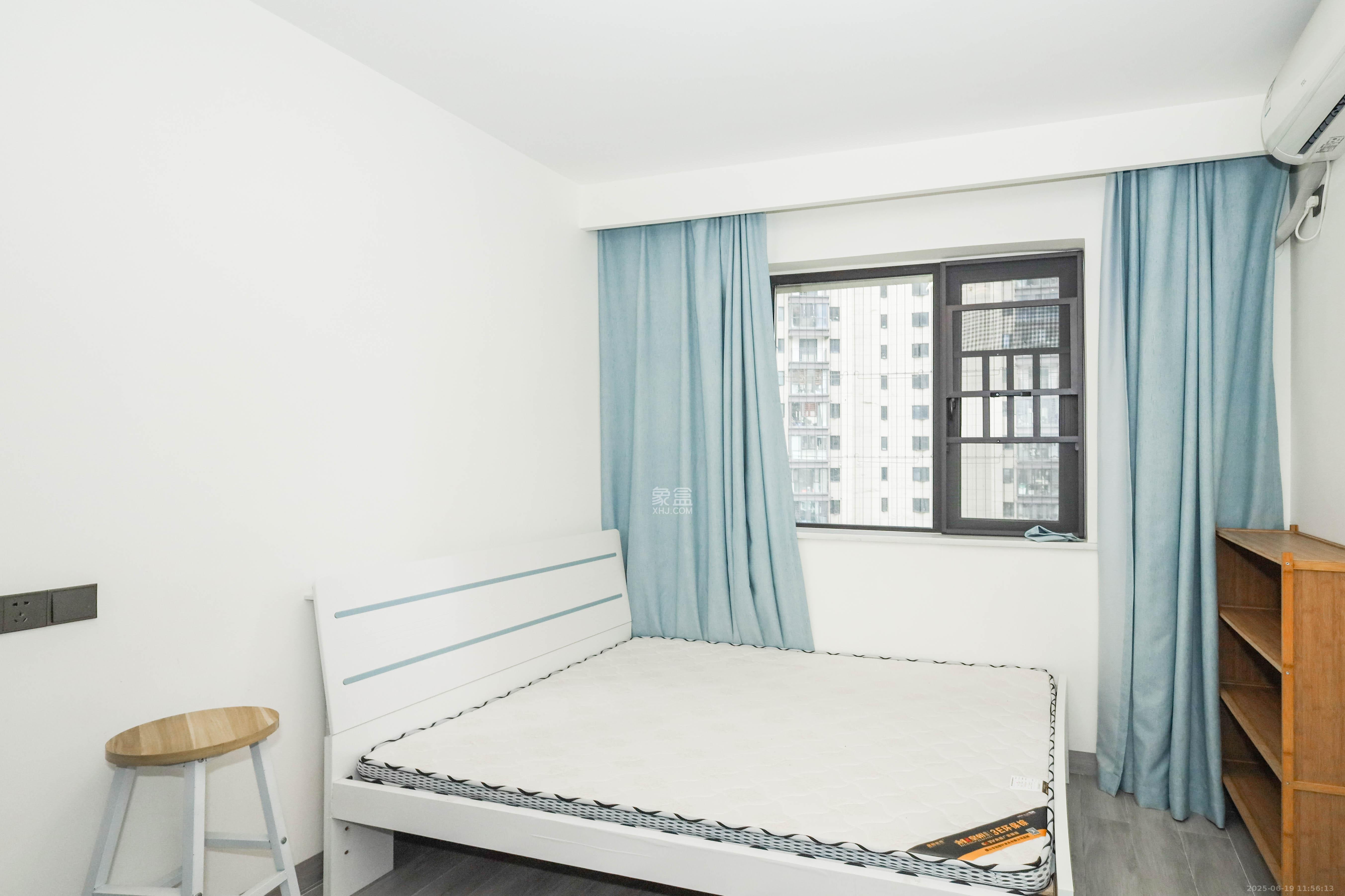 中国铁建梅溪青秀三期 4室2厅2卫 158.0万 中国铁建梅溪青秀三期 4室2厅2卫 158.0万卧室