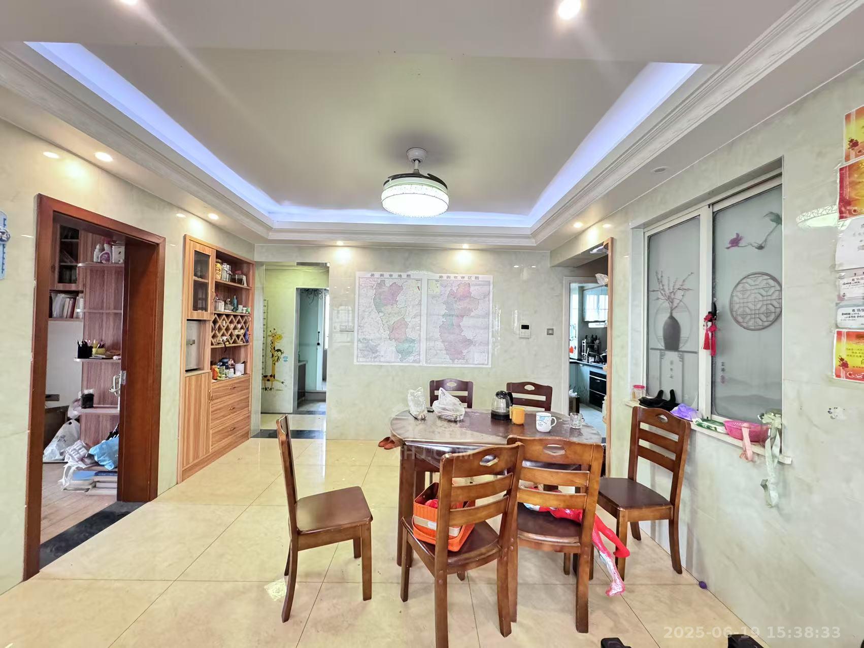 康桥漫步 4室2厅2卫 1700.0元/月 康桥漫步 4室2厅2卫 1700.0元/月室内图