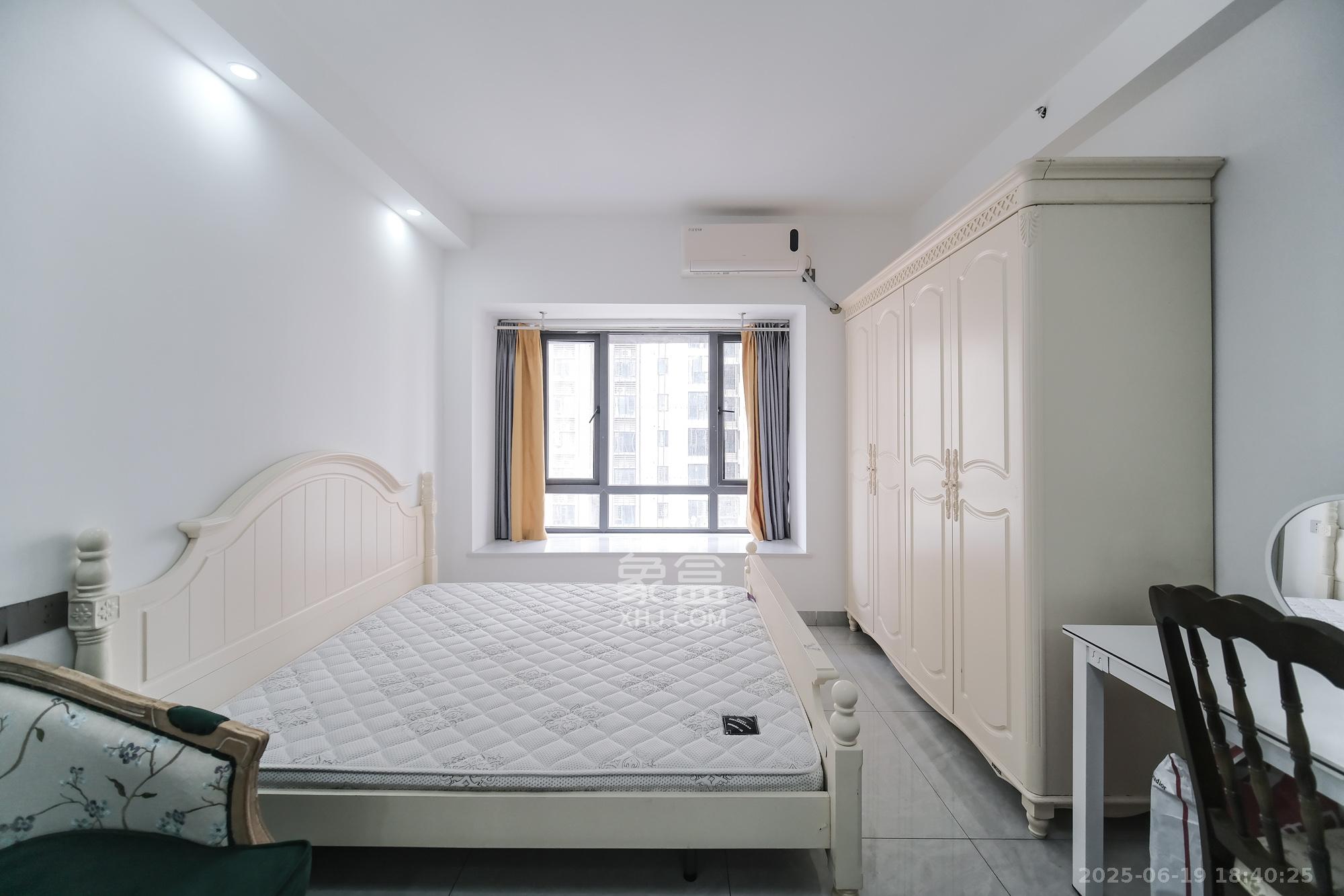 碧桂园翘楚棠  1室0厅0卫    20.0万 碧桂园翘楚棠  1室0厅0卫    20.0万客厅