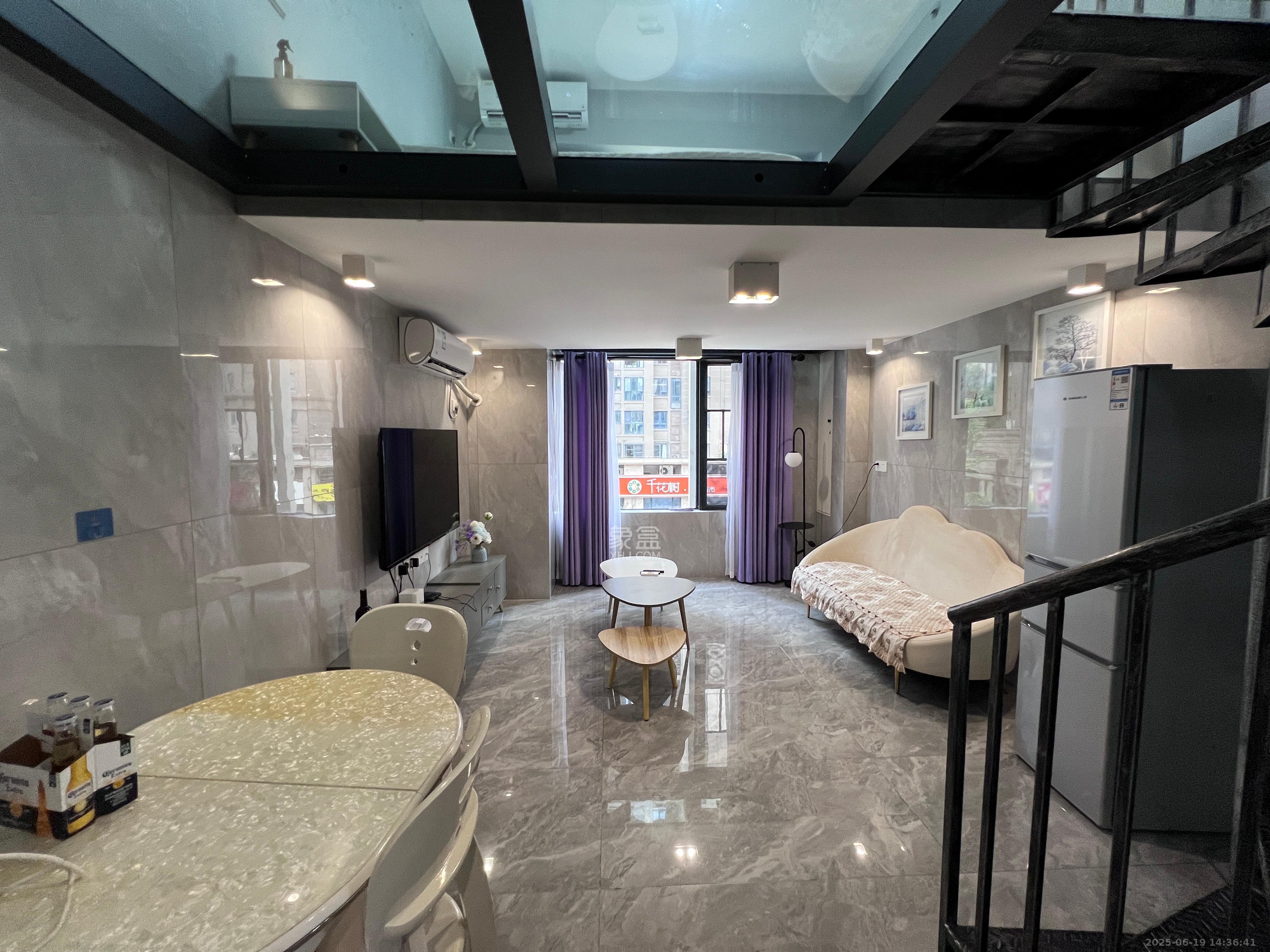 建发中央公园（建发美地）  1室1厅1卫   2400.00元/月室内图