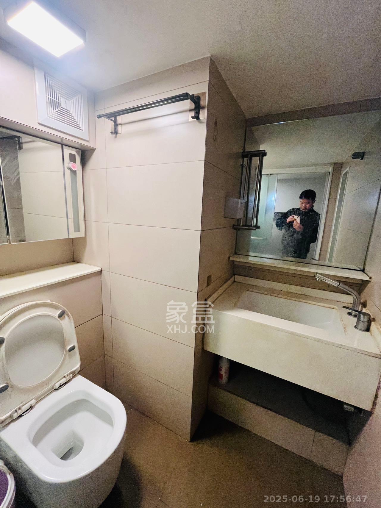 时代年华  1室0厅0卫   1400.00元/月室内图