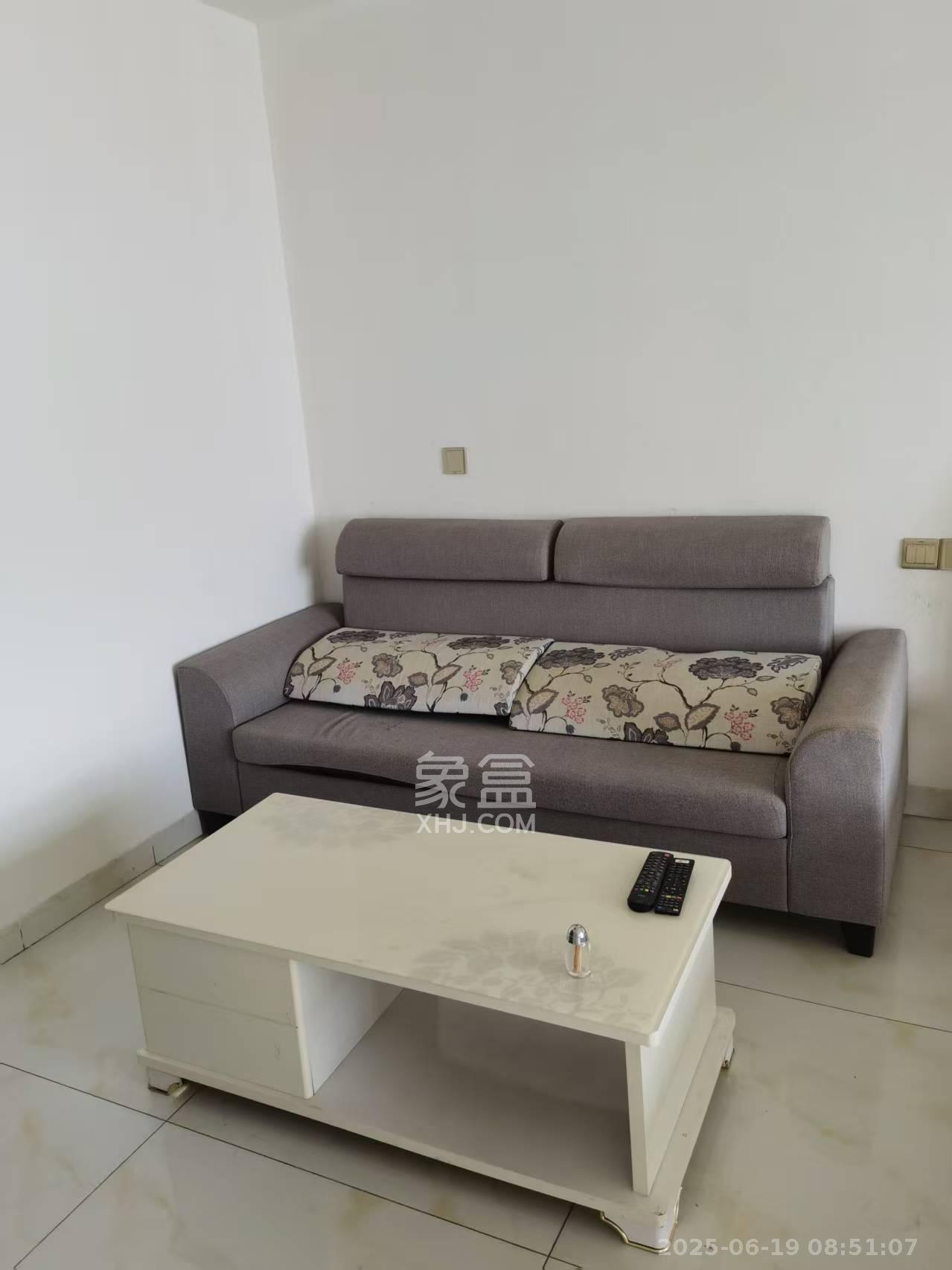 美利新世界  1室1厅1卫    1350.0元/月室内图