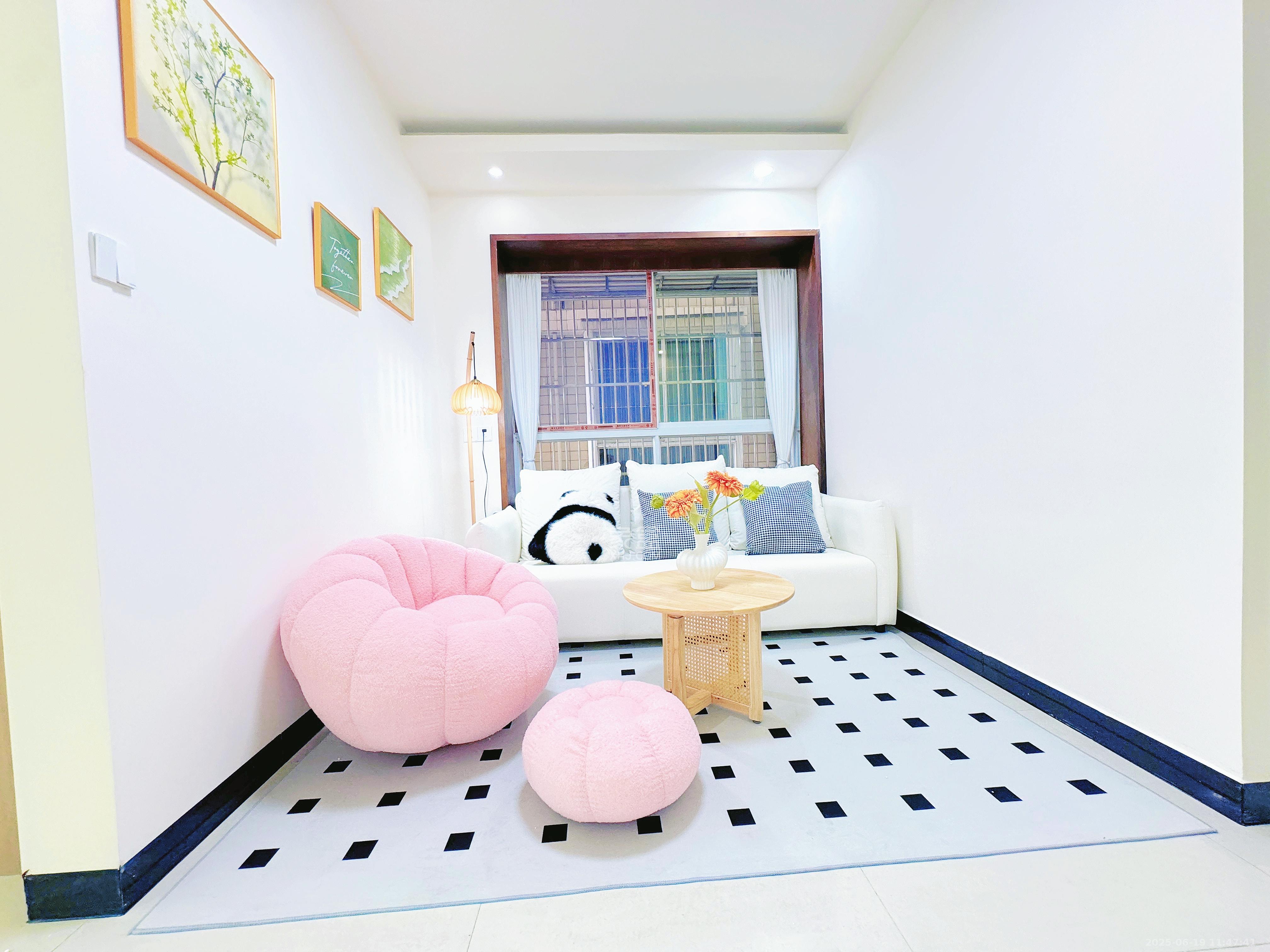 兴威名座 1室1厅1卫 1980.0元/月 兴威名座 1室1厅1卫 1980.0元/月室内图