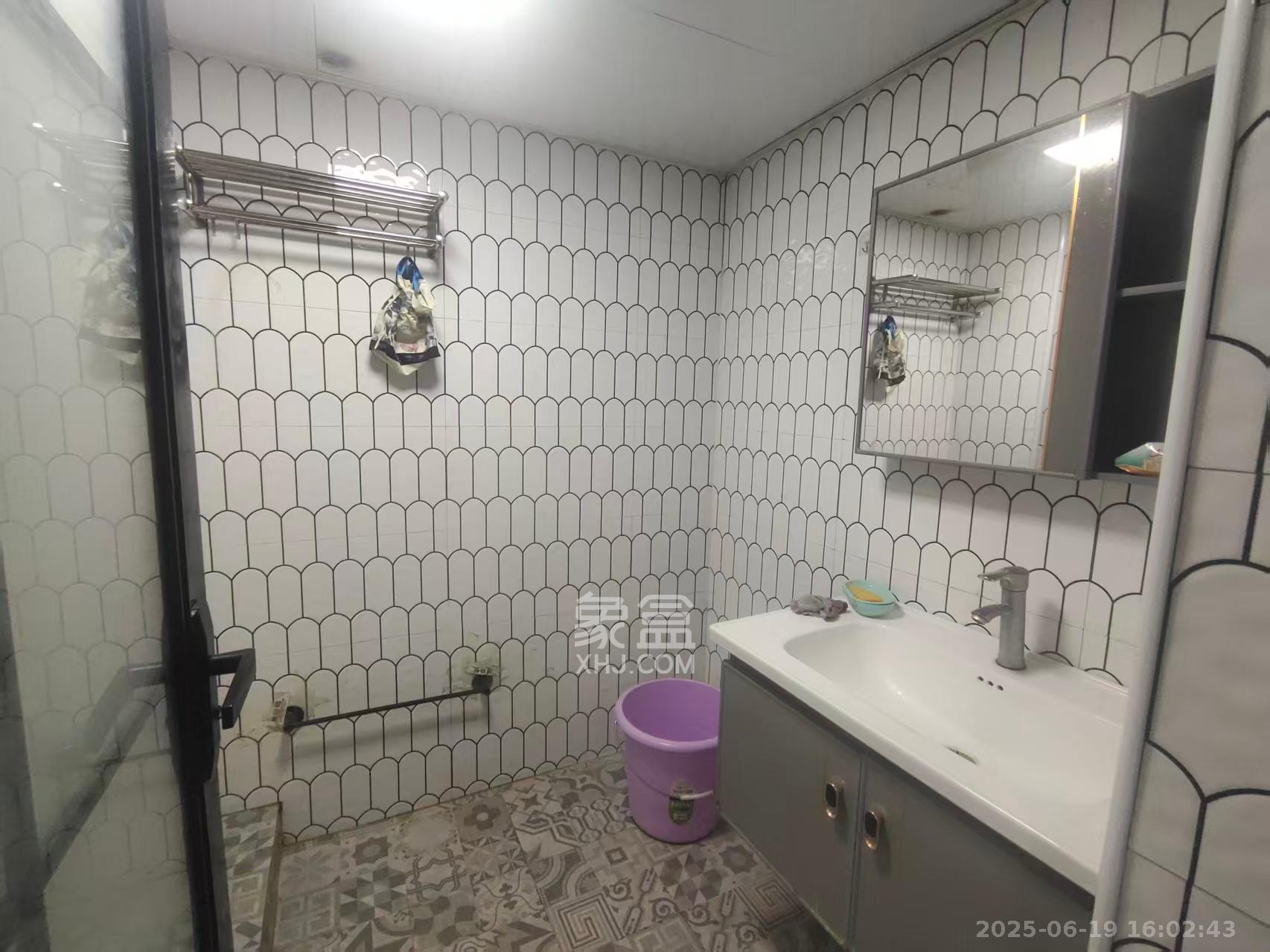 建发央玺（建发泱玺雅苑）  2室1厅1卫   2300.00元/月室内图