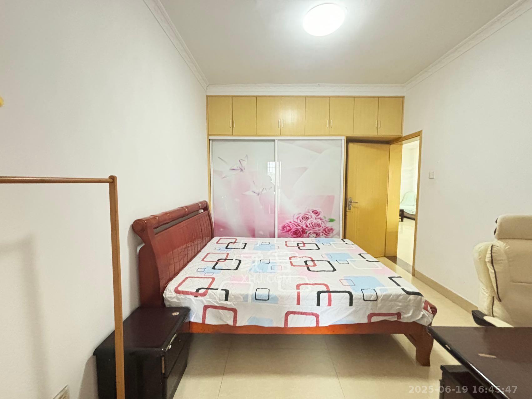 先锋新宇  2室1厅1卫   1800.00元/月室内图