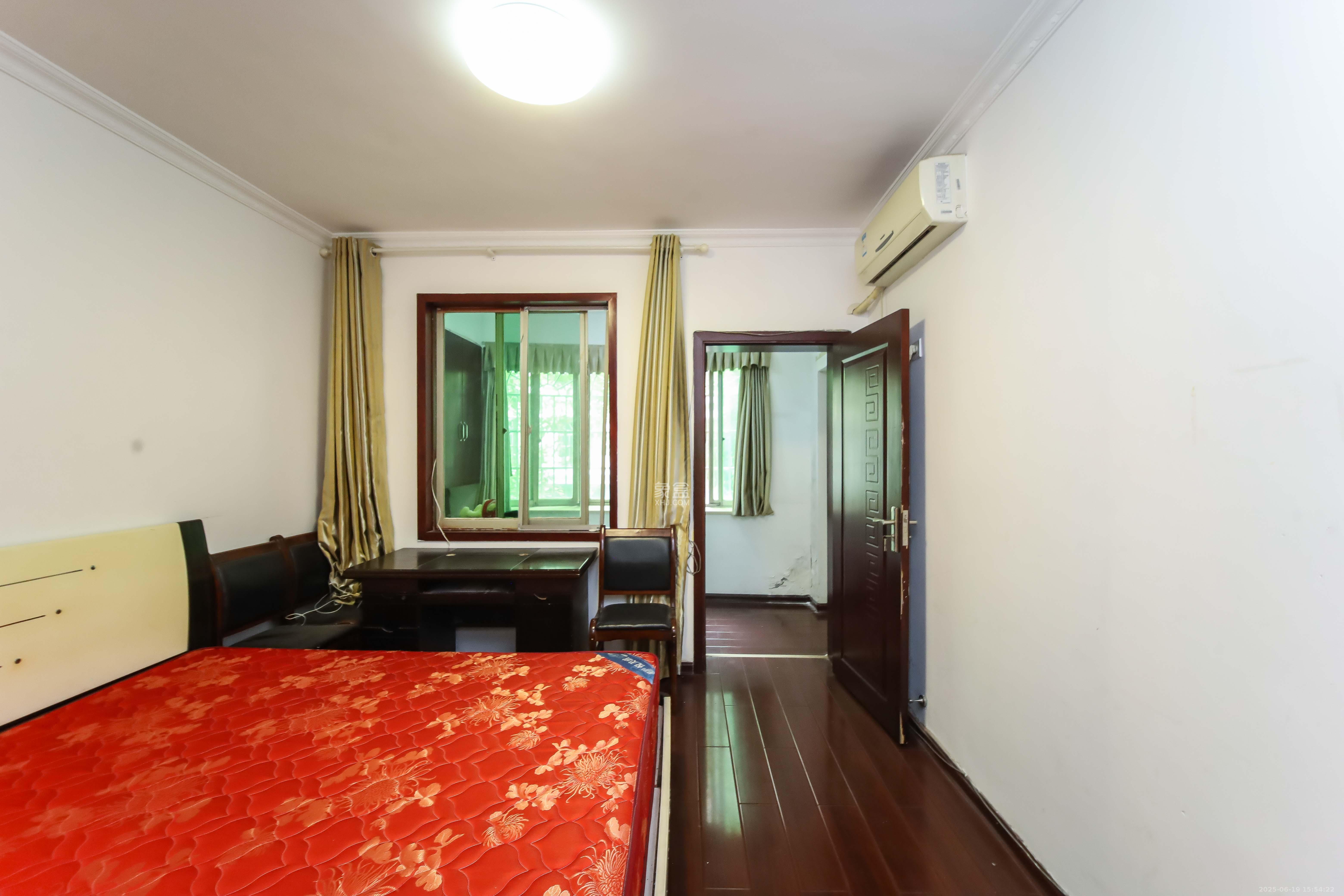 马王堆陶瓷建材新城 2室2厅1卫 51.8万 马王堆陶瓷建材新城 2室2厅1卫 51.8万卧室