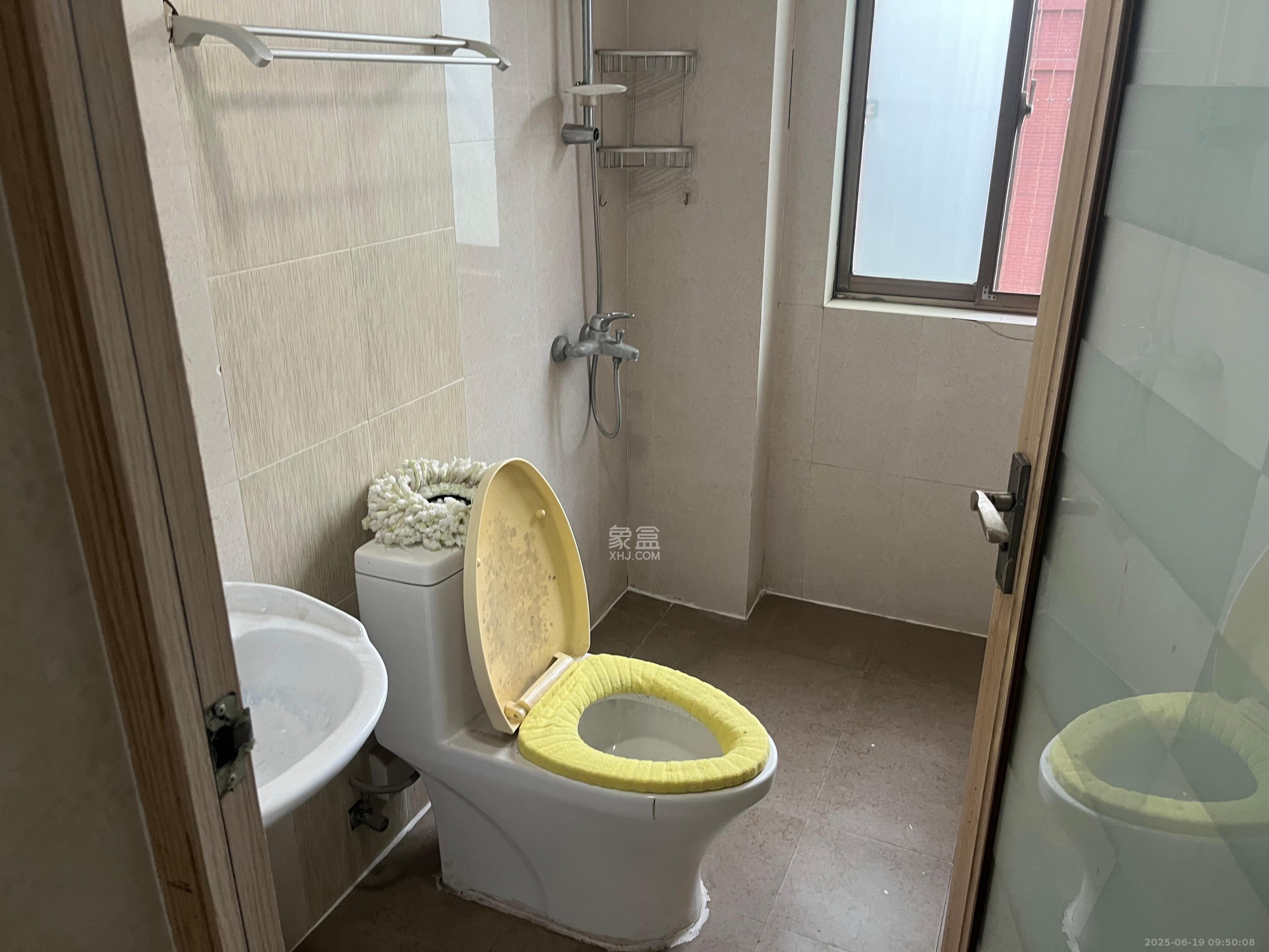 湘翰御舍  2室2厅1卫   2300.00元/月室内图