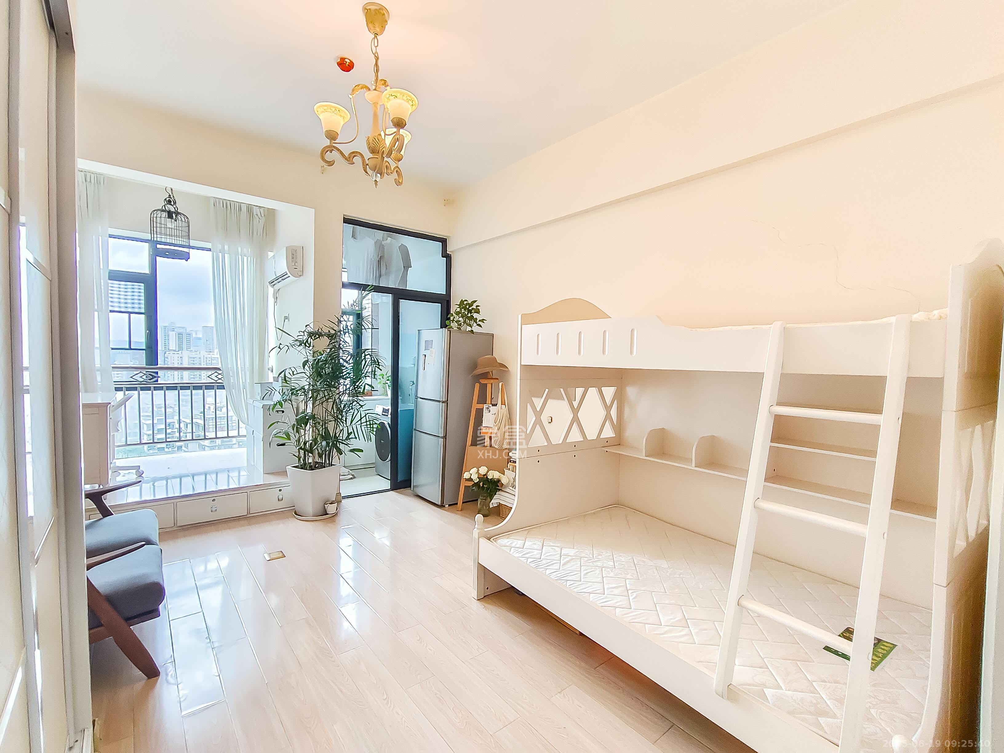 长房时代城 1室1厅1卫 37.8万 长房时代城 1室1厅1卫 37.8万卧室