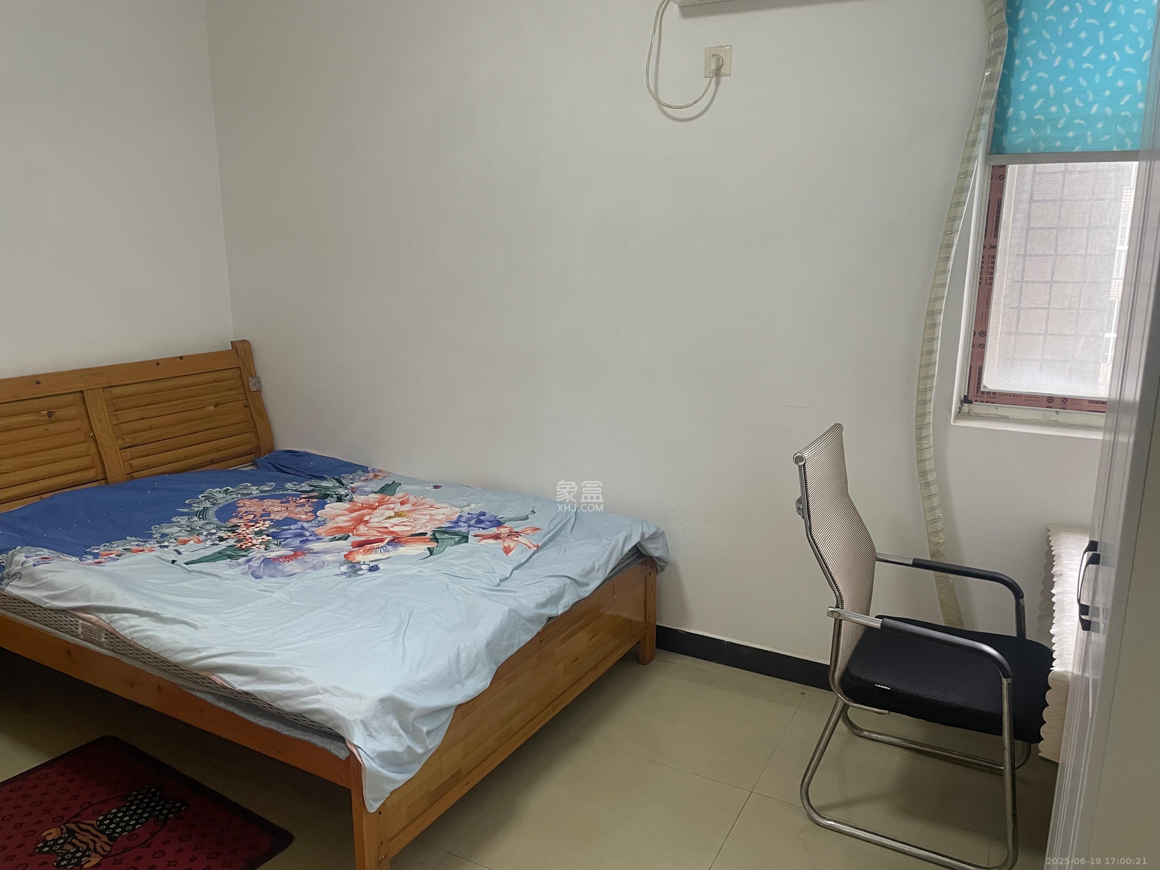 新楚天扶华庭  2室1厅1卫    2600.0元/月 新楚天扶华庭  2室1厅1卫    2600.0元/月室内图