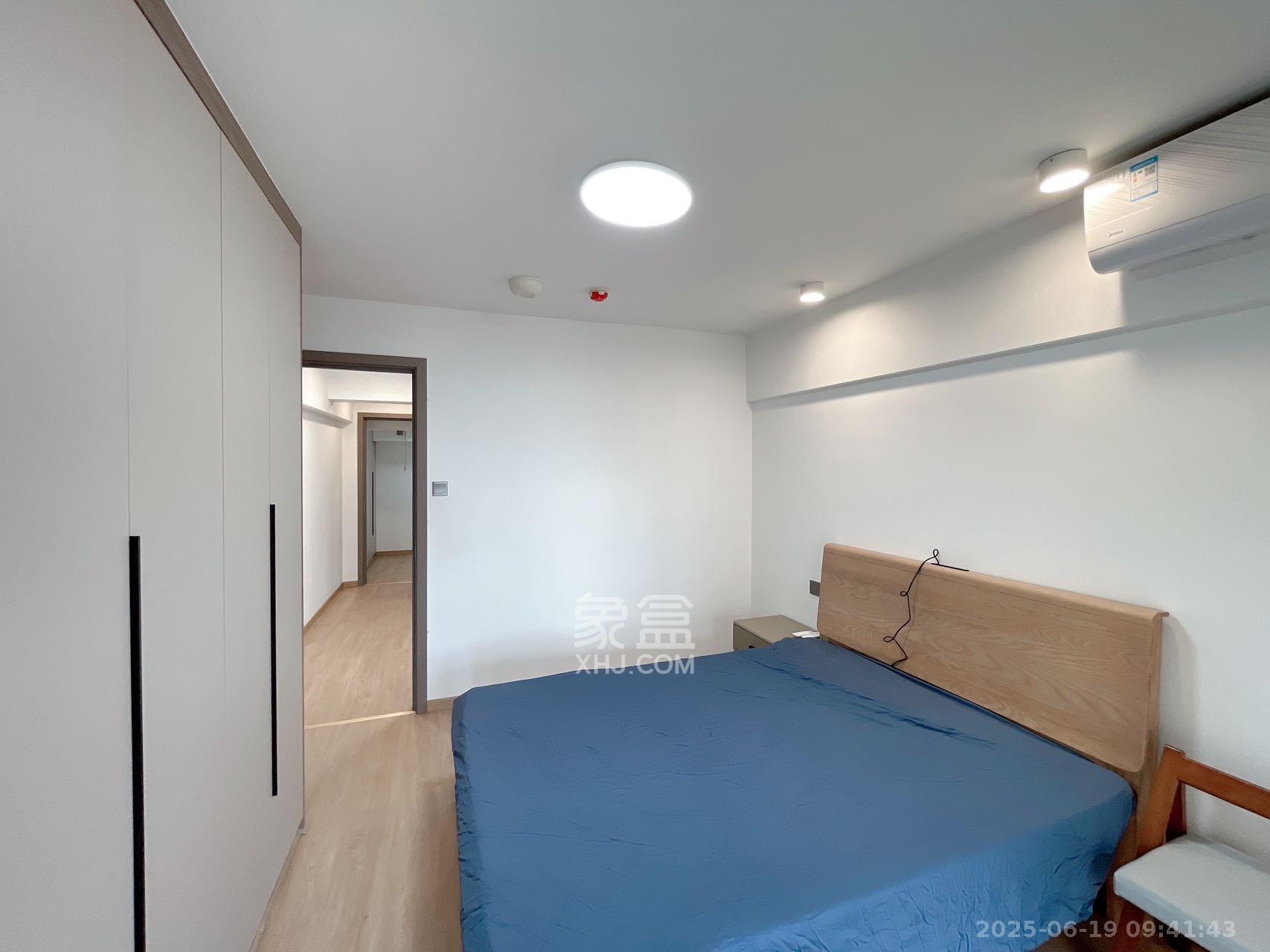 麓江春  2室2厅2卫   2400.00元/月室内图