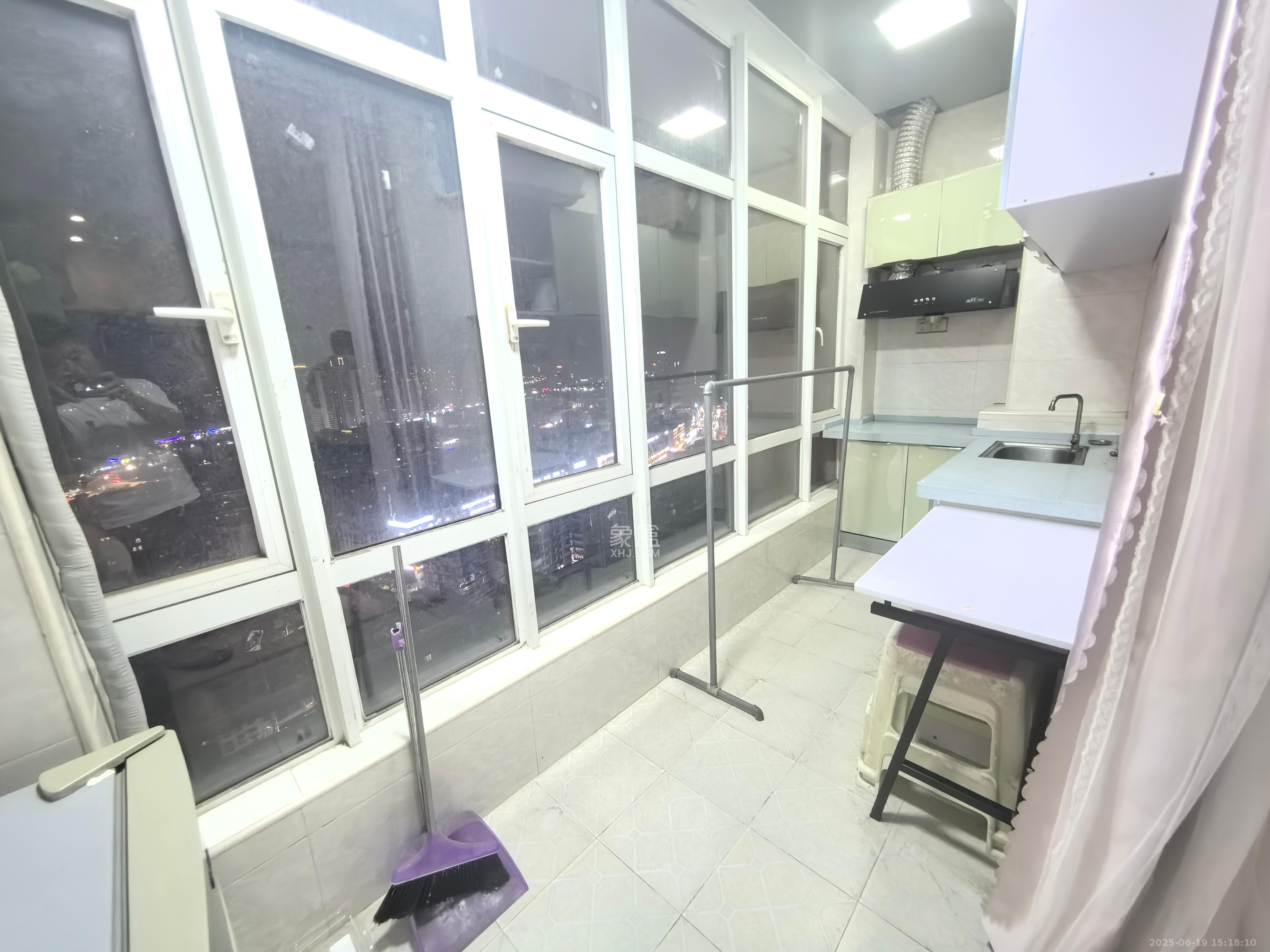 金鼎公园尚  1室1厅1卫    1200.0元/月 金鼎公园尚  1室1厅1卫    1200.0元/月