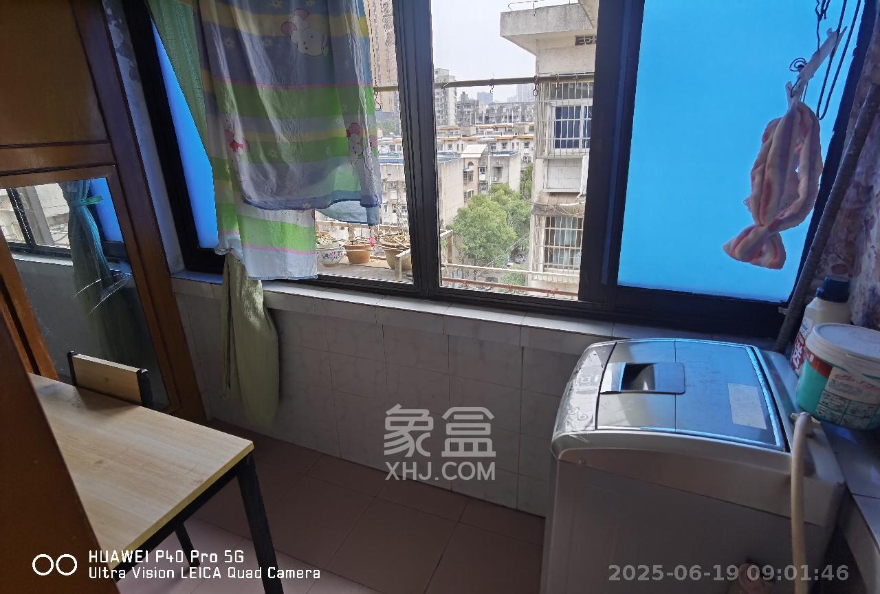 长坡水利水电机械厂宿舍  2室2厅1卫   1400.00元/月室内图