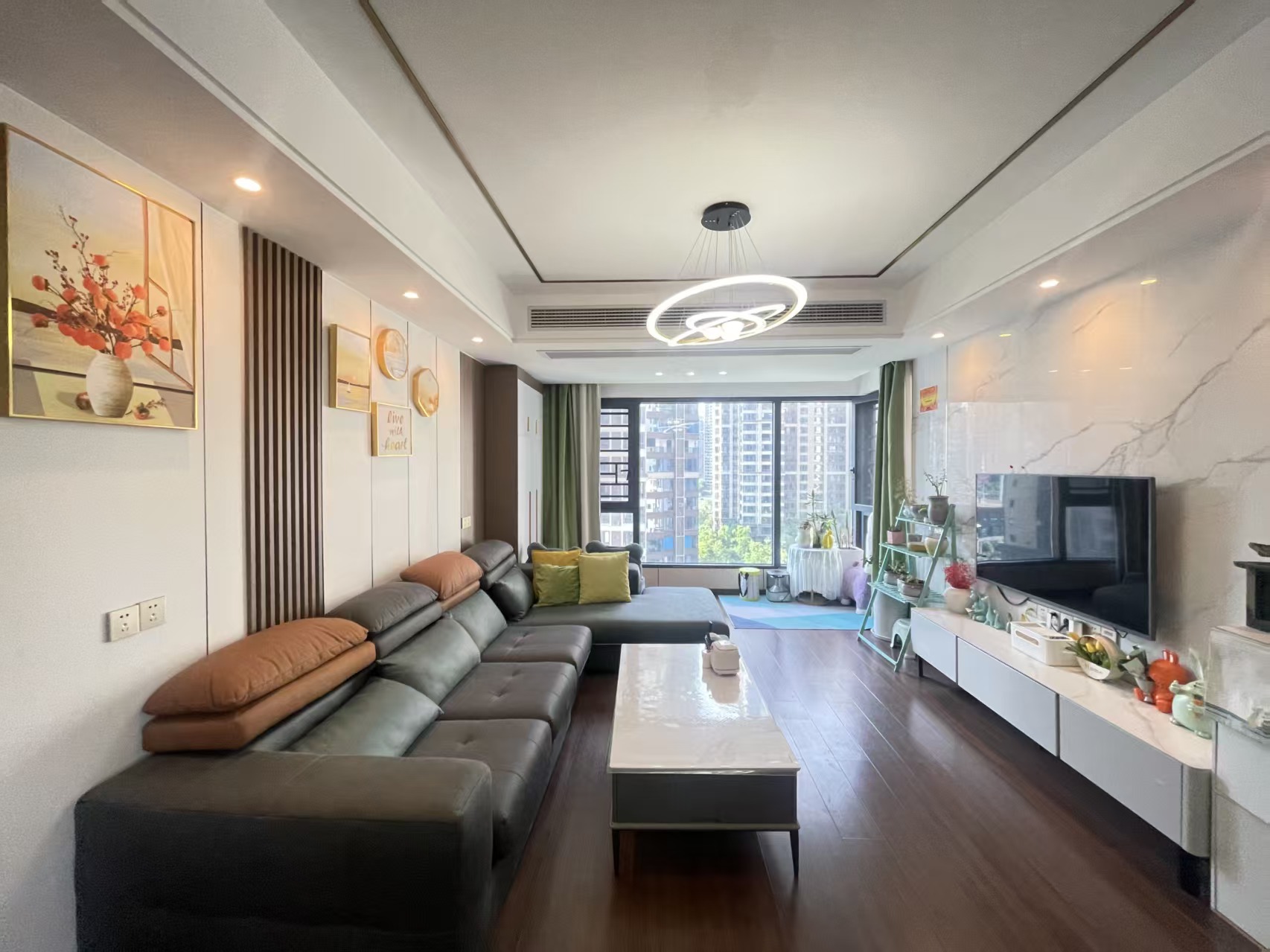 金轮津桥华府 4室2厅2卫 86.8万 金轮津桥华府 4室2厅2卫 86.8万室内图