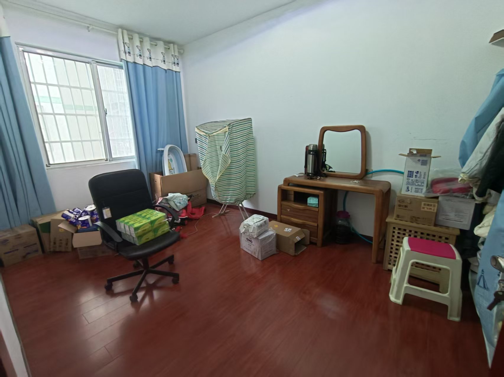 国脉家园 4室2厅2卫 80.0万 国脉家园 4室2厅2卫 80.0万室内图