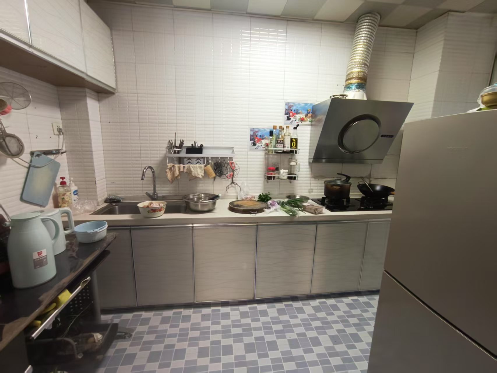 国脉家园 4室2厅2卫 80.0万 国脉家园 4室2厅2卫 80.0万室内图