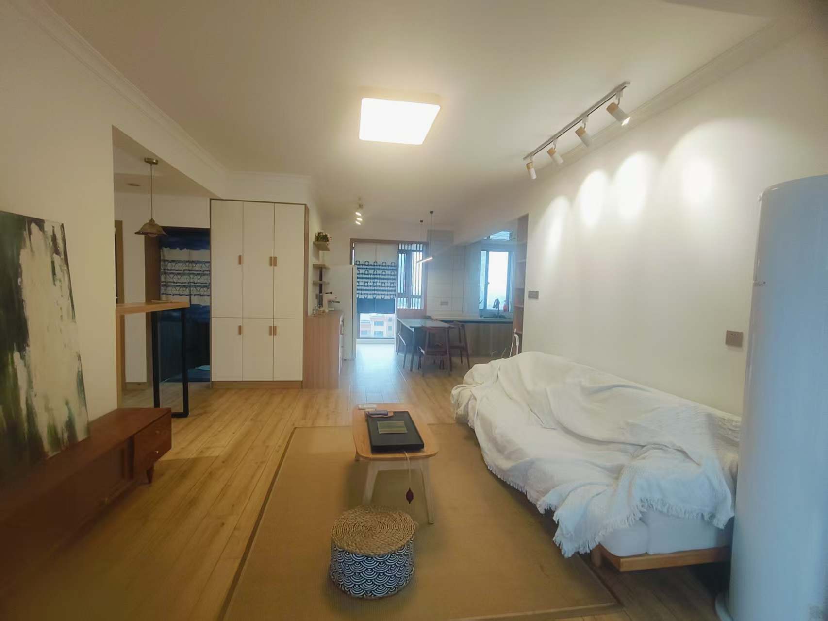 时代新城(翰林府) 3室2厅2卫 58.8万 时代新城(翰林府) 3室2厅2卫 58.8万室内图