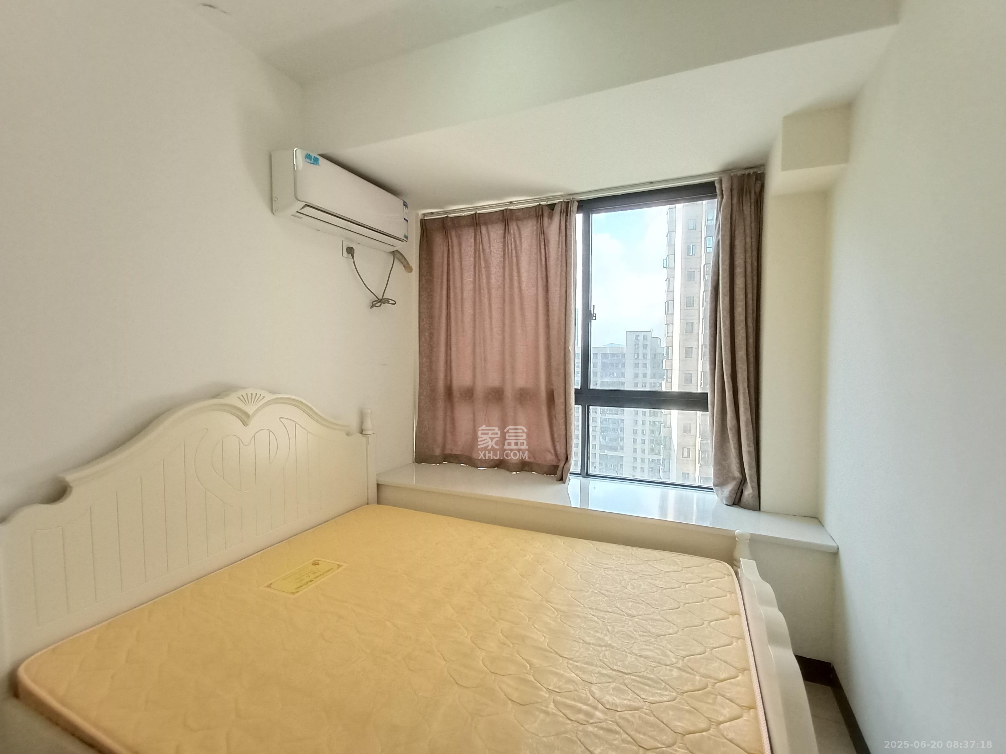 长房时代城  3室2厅1卫   2800.00元/月室内图
