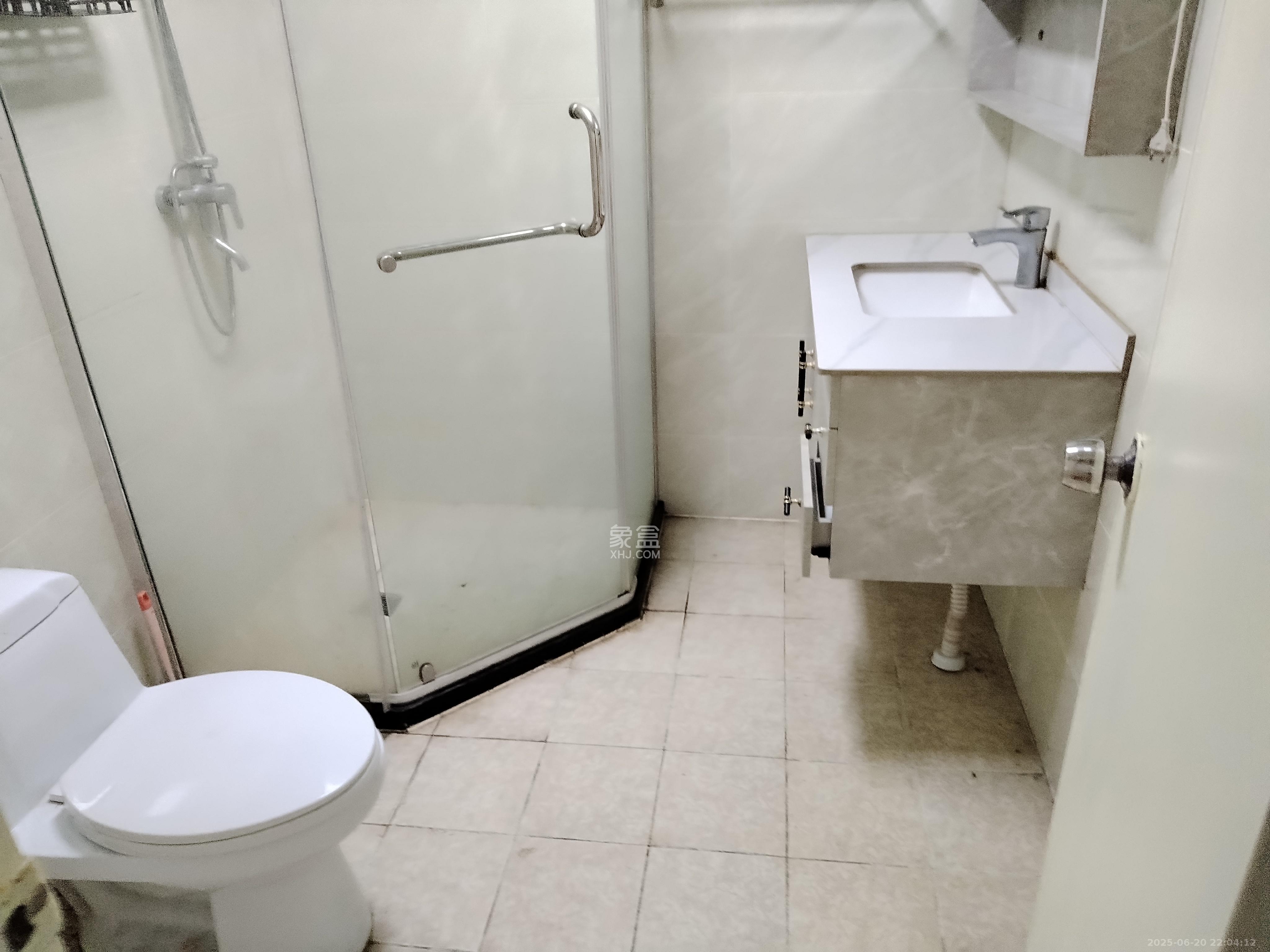 朝阳欣园 3室1厅1卫 3000.0元/月 朝阳欣园 3室1厅1卫 3000.0元/月室内图