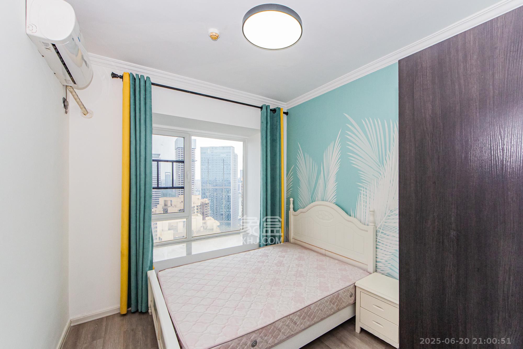 北辰三角洲C3区 3室2厅2卫 136.0万 北辰三角洲C3区 3室2厅2卫 136.0万卧室