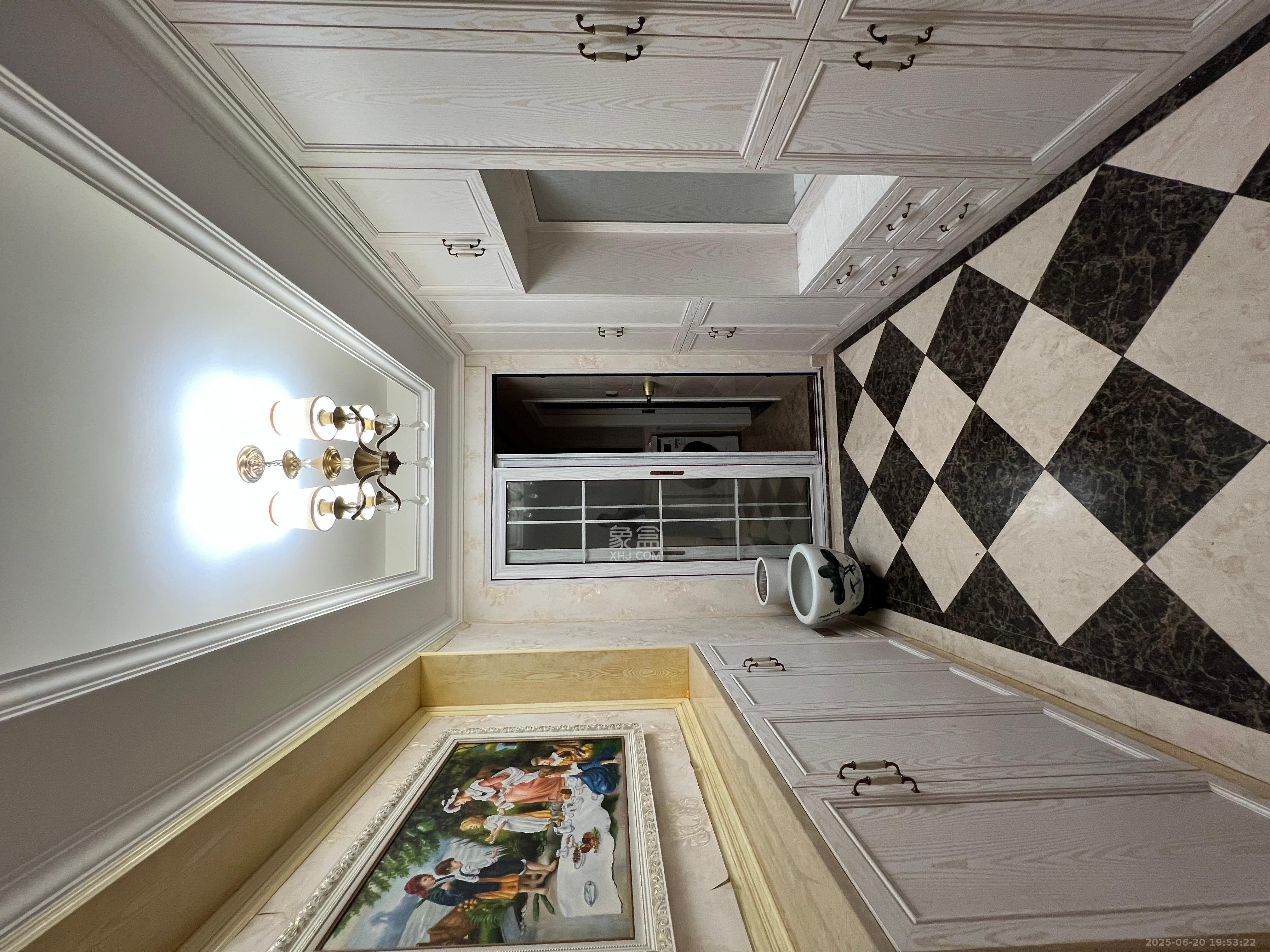 和泓梅溪四季 5室2厅2卫 4500.0元/月 和泓梅溪四季 5室2厅2卫 4500.0元/月室内图