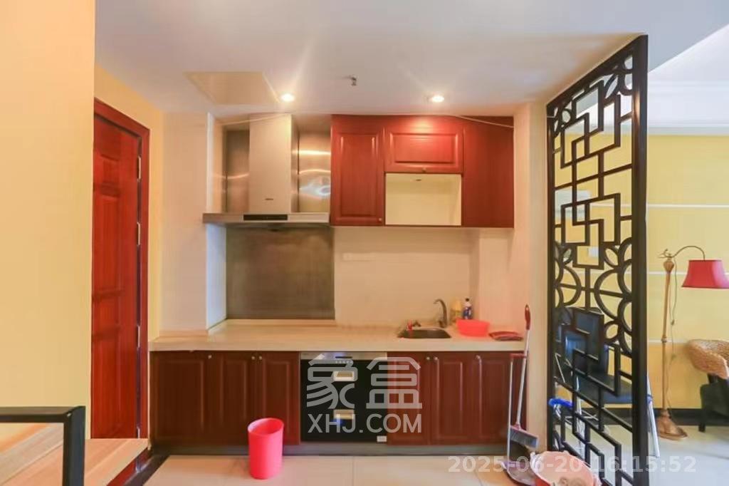 恒大华府  1室1厅1卫    1800.0元/月室内图