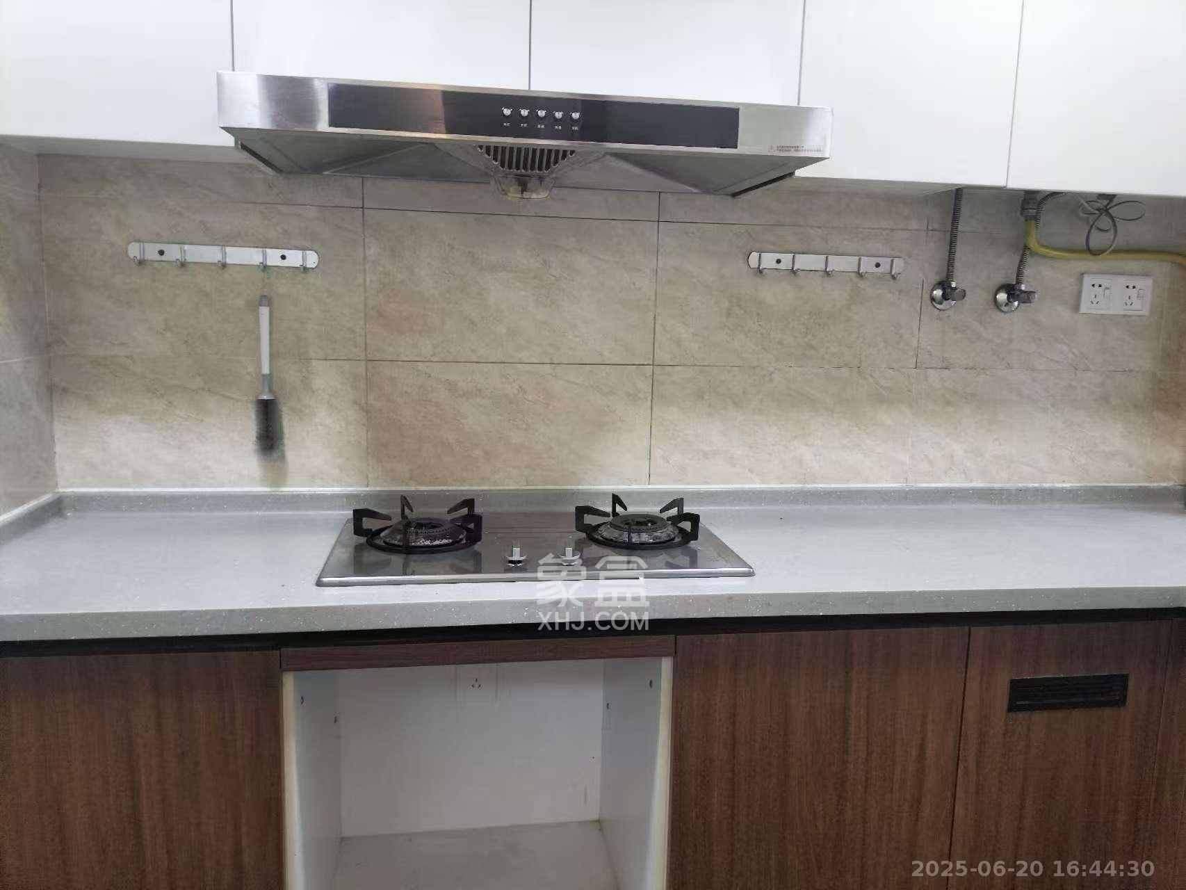 万科里梅溪郡 3室2厅2卫 3500.0元/月 万科里梅溪郡 3室2厅2卫 3500.0元/月室内图