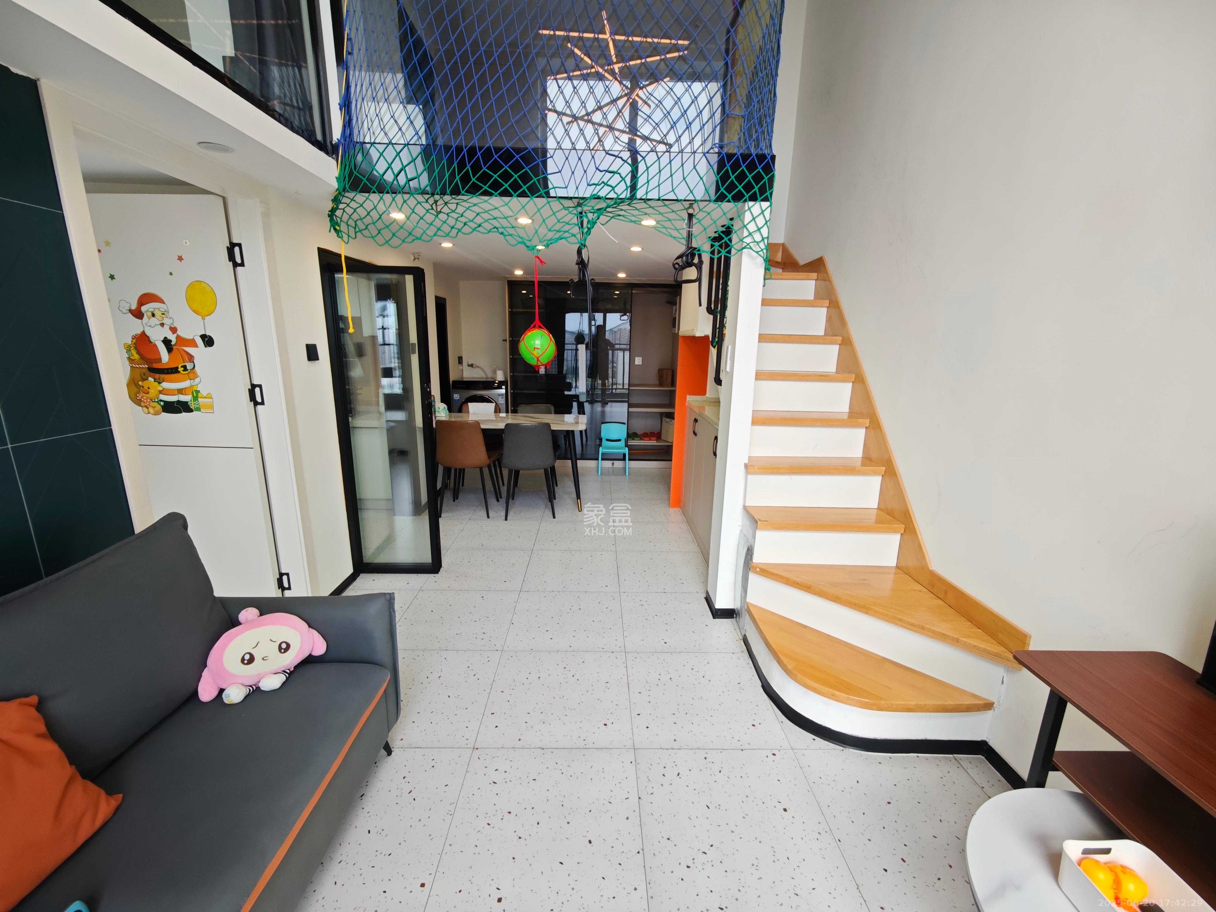 万科金色梦想B区 4室2厅2卫 2800.0元/月 万科金色梦想B区 4室2厅2卫 2800.0元/月室内图