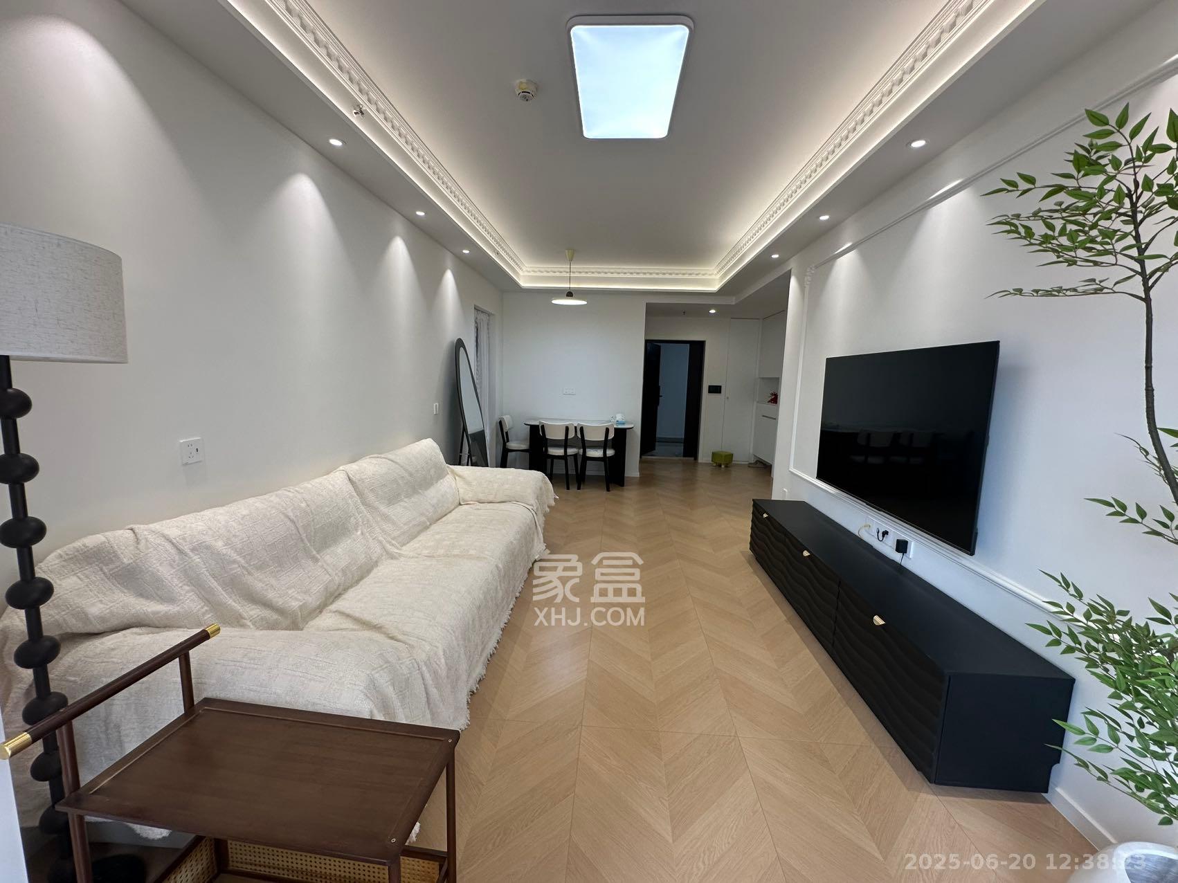 潇湘名城(新里程潇湘名城)  2室1厅1卫    3200.0元/月室内图