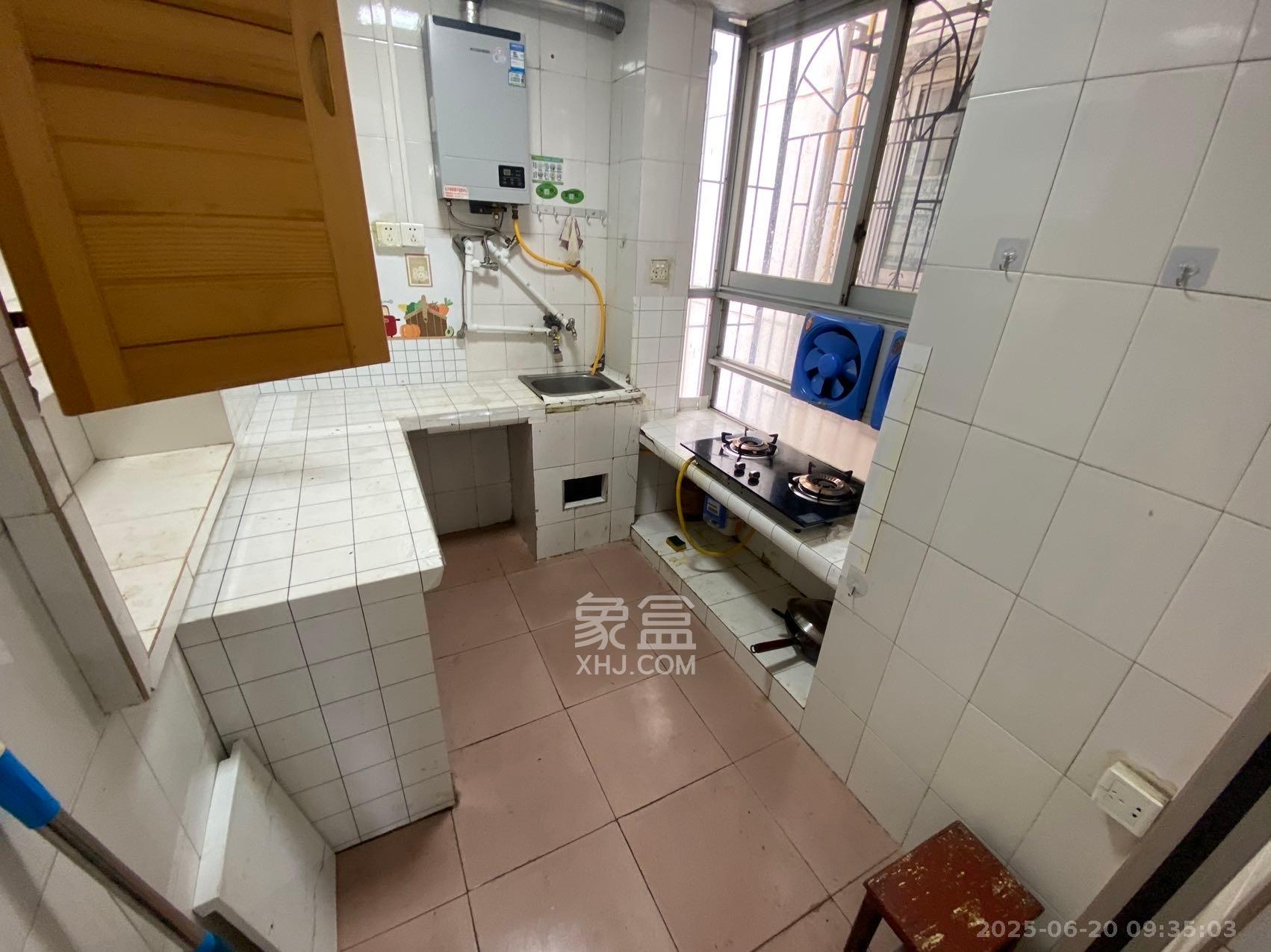 省地质研究所(地科家园) 3室2厅1卫 1800.0元/月 省地质研究所(地科家园) 3室2厅1卫 1800.0元/月室内图