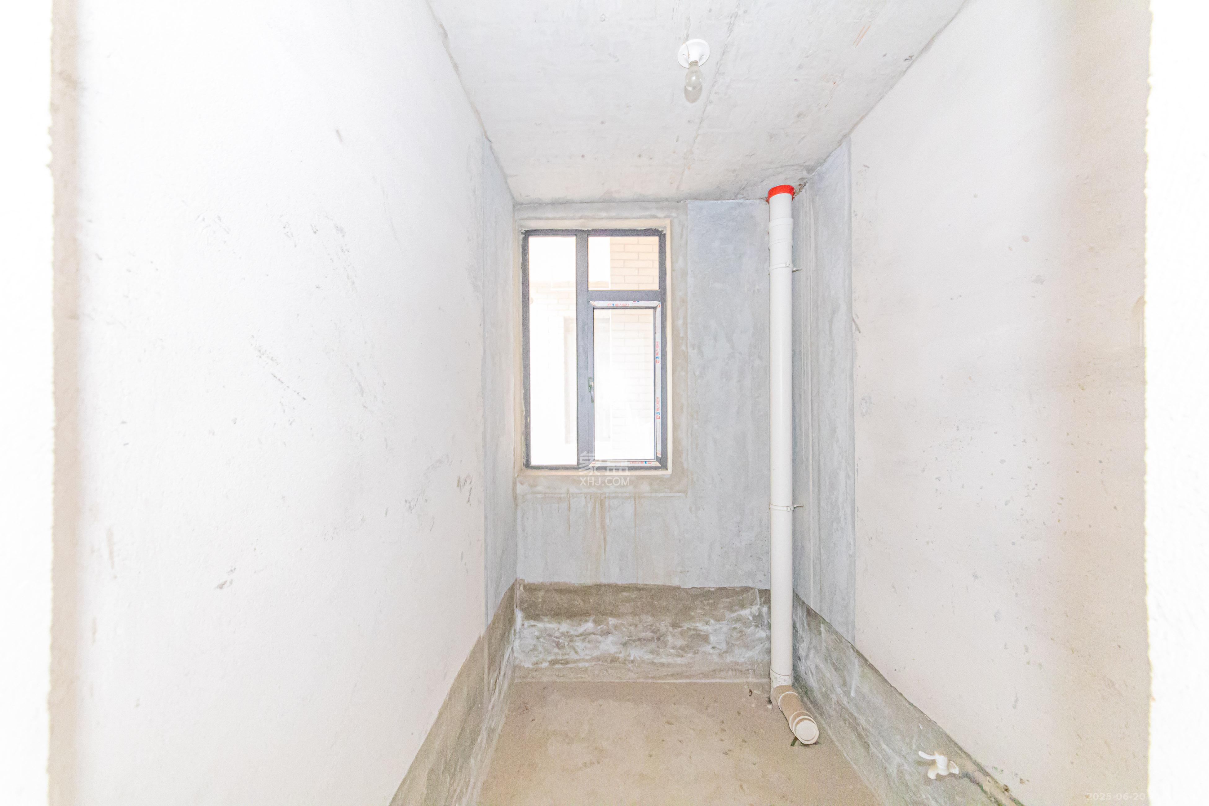 兴汝金城 3室2厅2卫 121.7万 兴汝金城 3室2厅2卫 121.7万卫生间