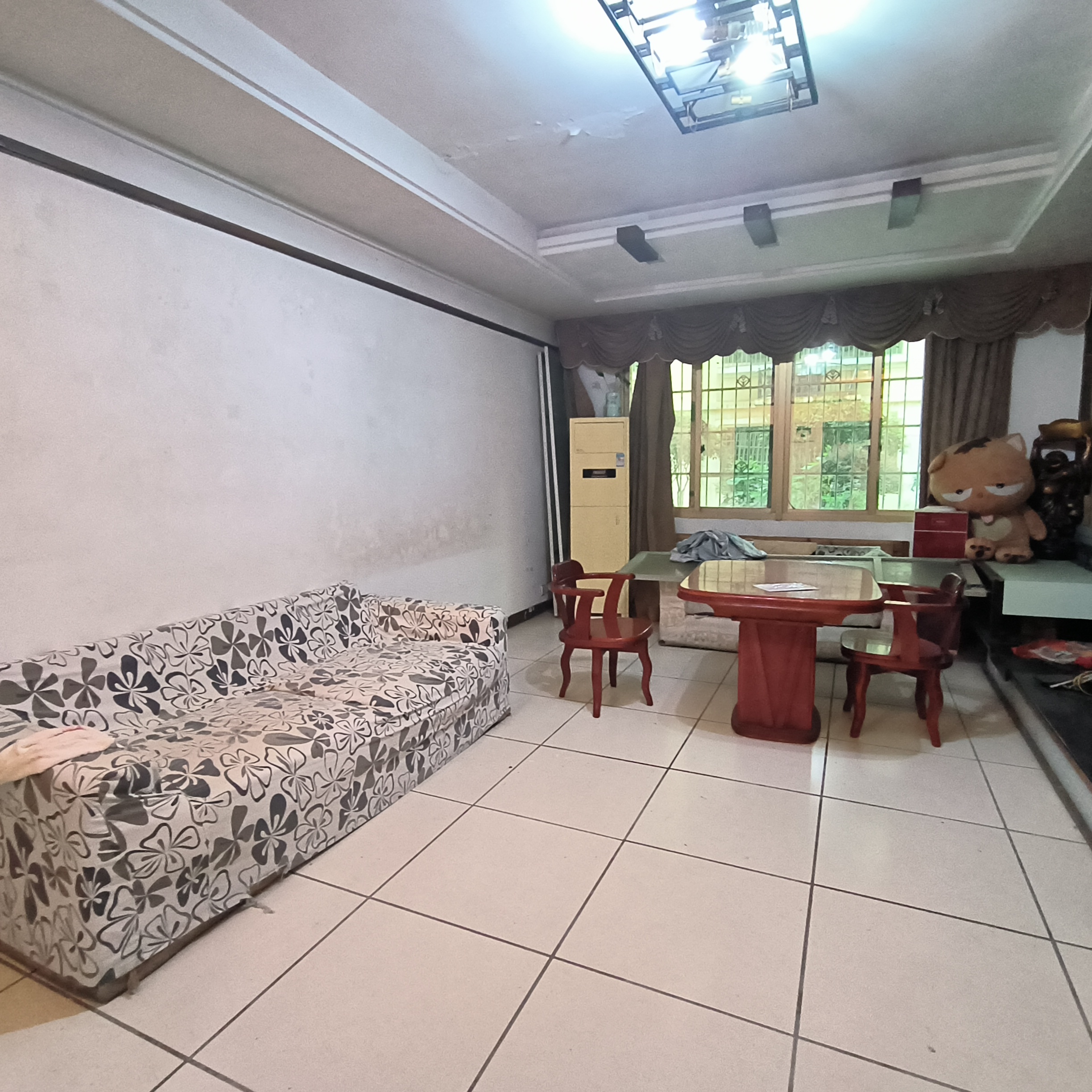 名牌大厦 3室2厅2卫 1600.0元/月 名牌大厦 3室2厅2卫 1600.0元/月室内图