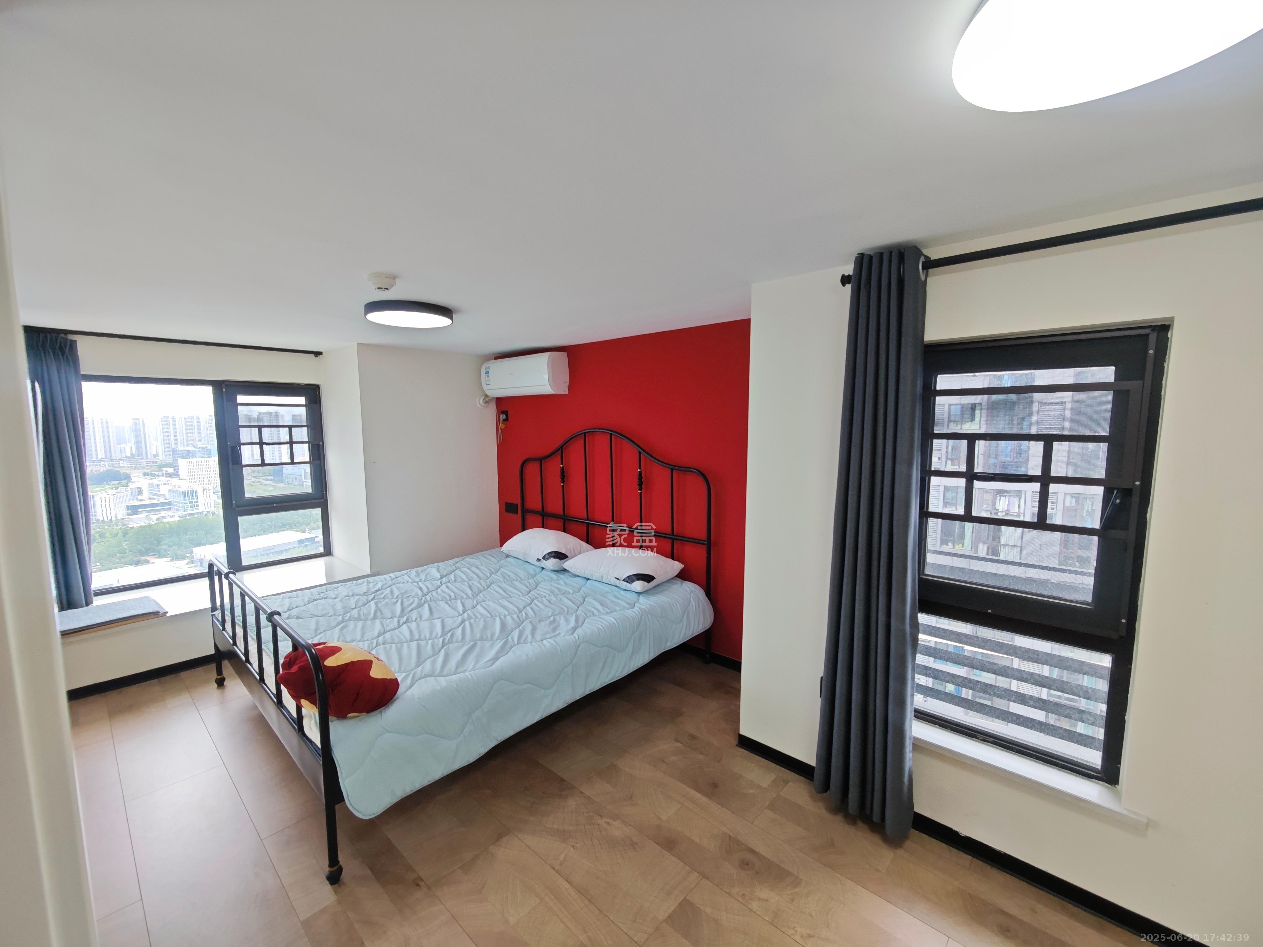 万科金色梦想B区 4室2厅2卫 2800.0元/月 万科金色梦想B区 4室2厅2卫 2800.0元/月室内图