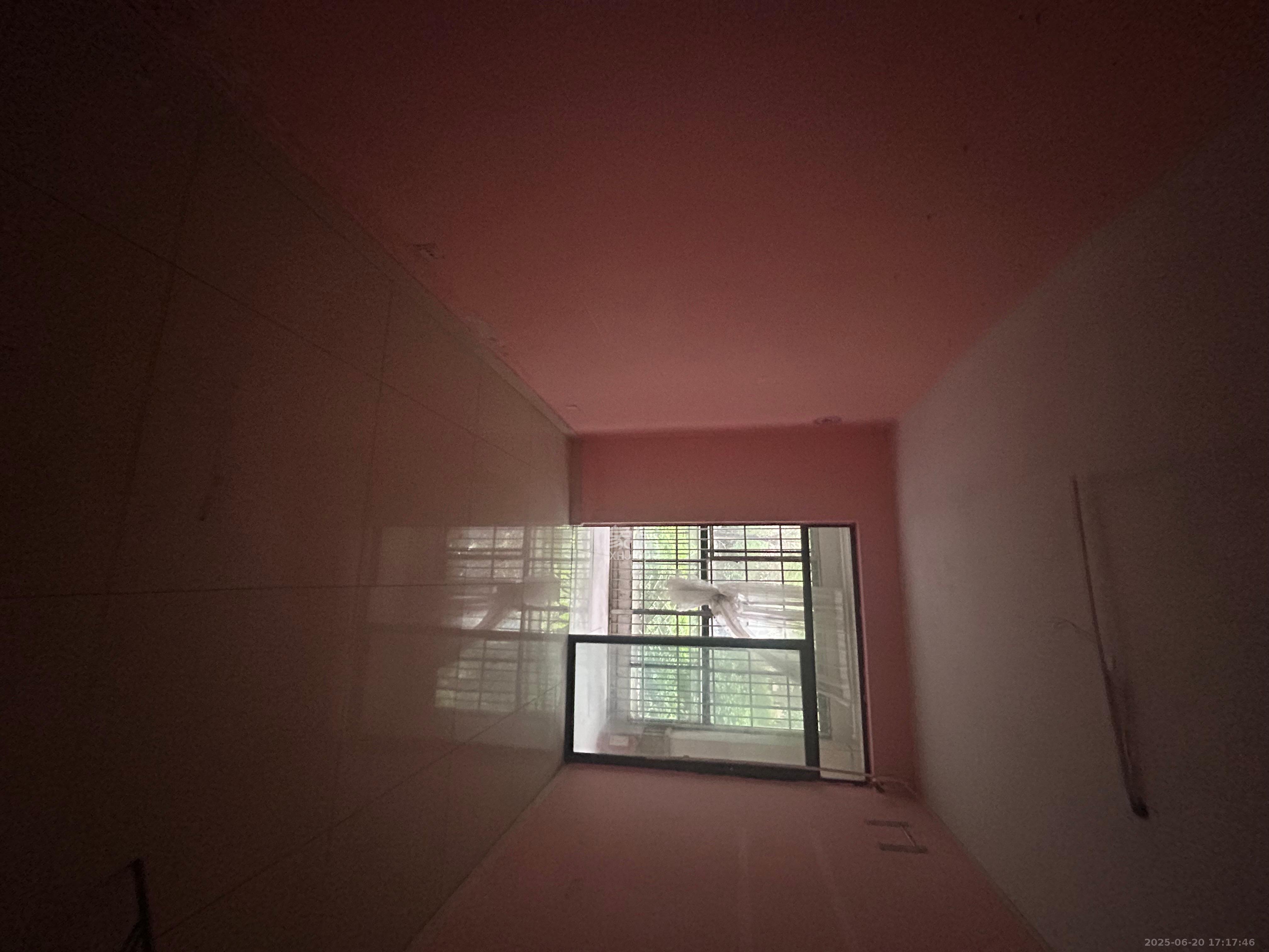 华润凤凰城一期  4室2厅2卫    2600.0元/月 华润凤凰城一期  4室2厅2卫    2600.0元/月