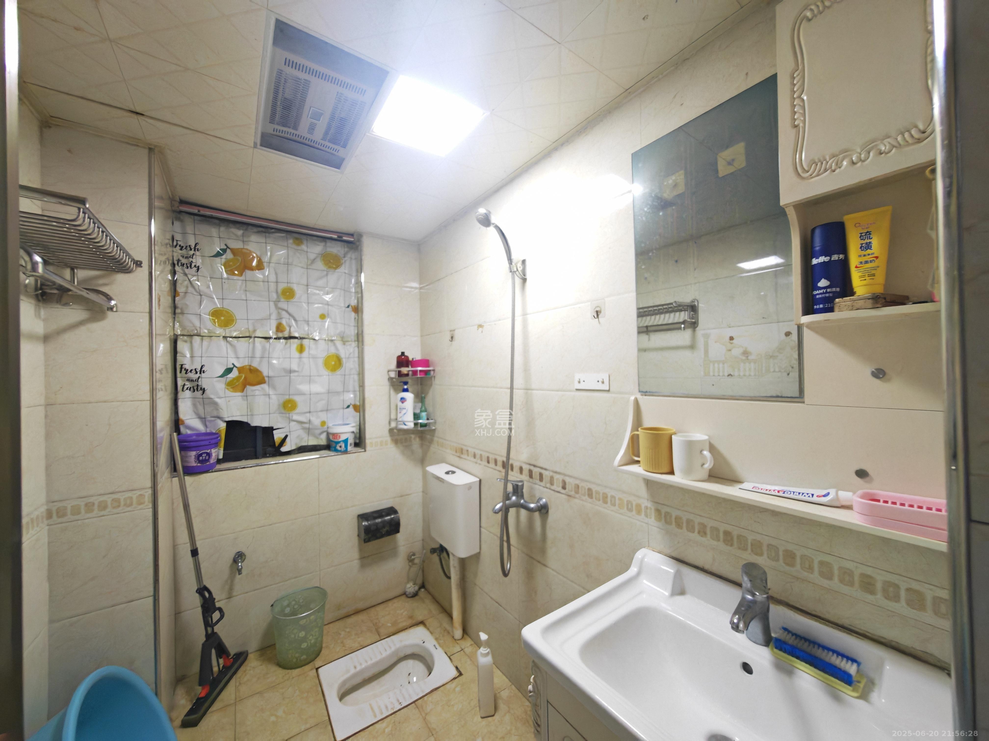 汇一城(汇壹公馆) 2室2厅1卫 1800.0元/月 汇一城(汇壹公馆) 2室2厅1卫 1800.0元/月室内图