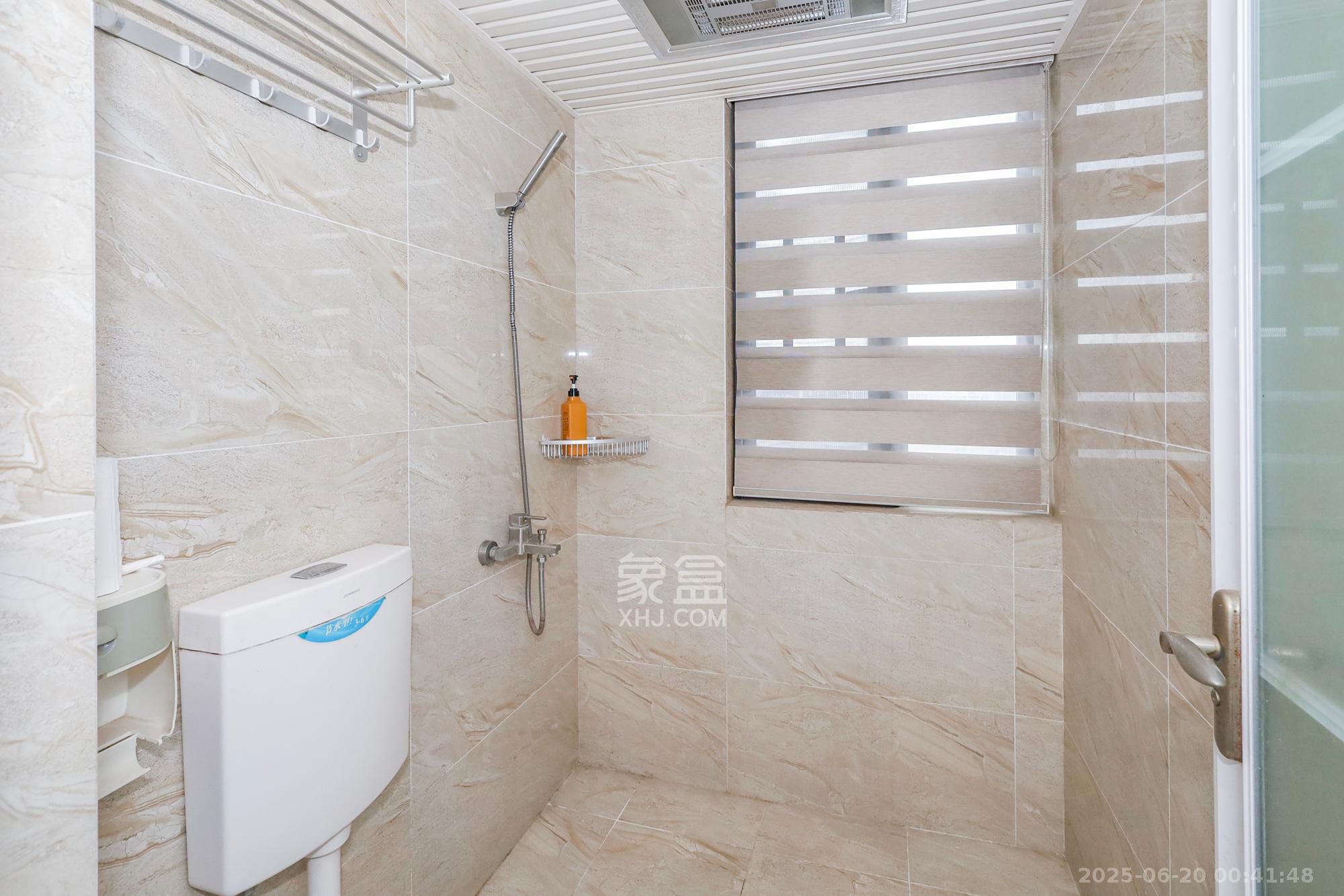 钰龙天下二期(钰龙佳园)  4室2厅2卫    300.0万 钰龙天下二期(钰龙佳园)  4室2厅2卫    300.0万卫生间