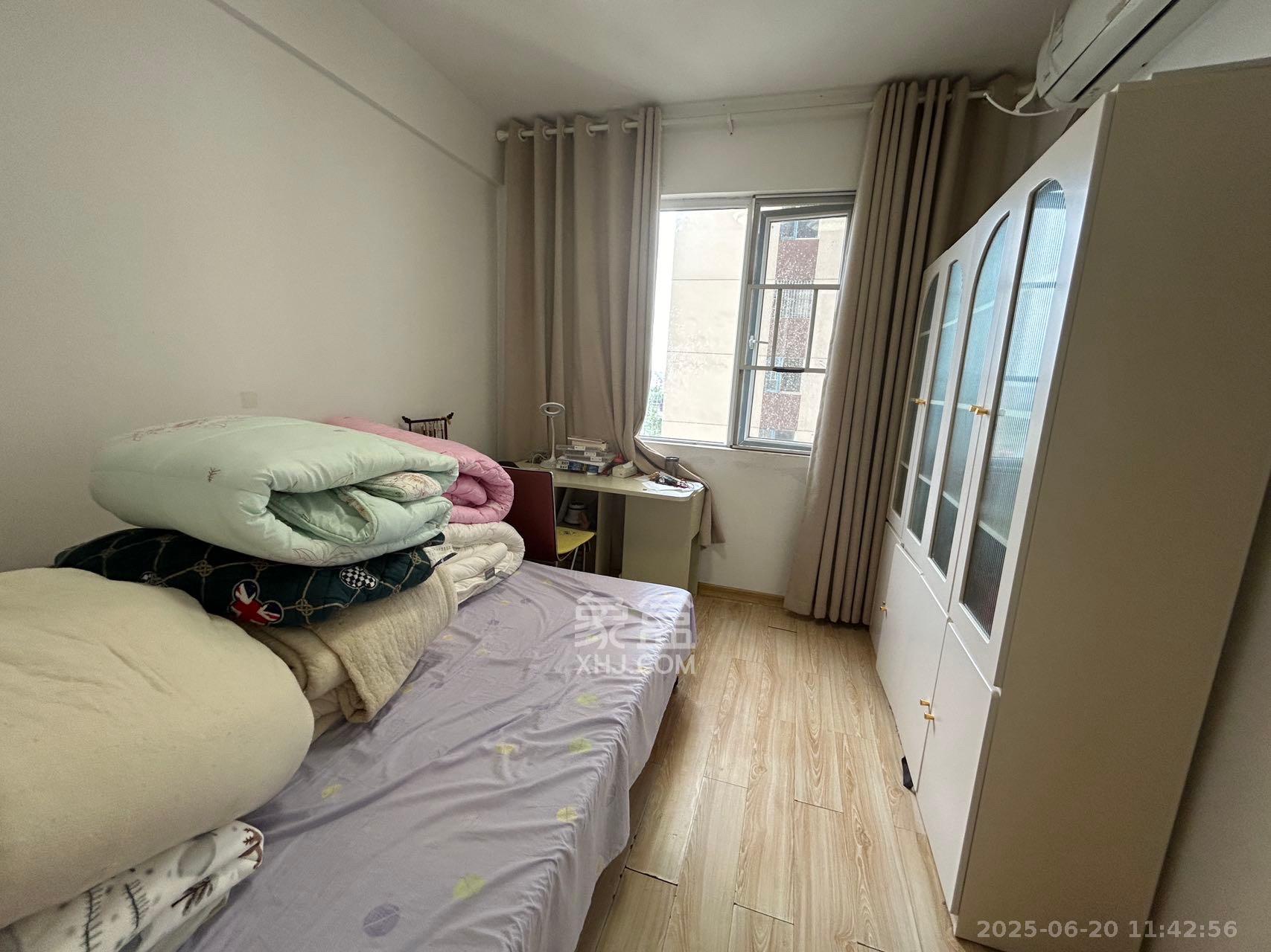 佛奥康桥水岸 3室2厅1卫 1600.0元/月 佛奥康桥水岸 3室2厅1卫 1600.0元/月室内图