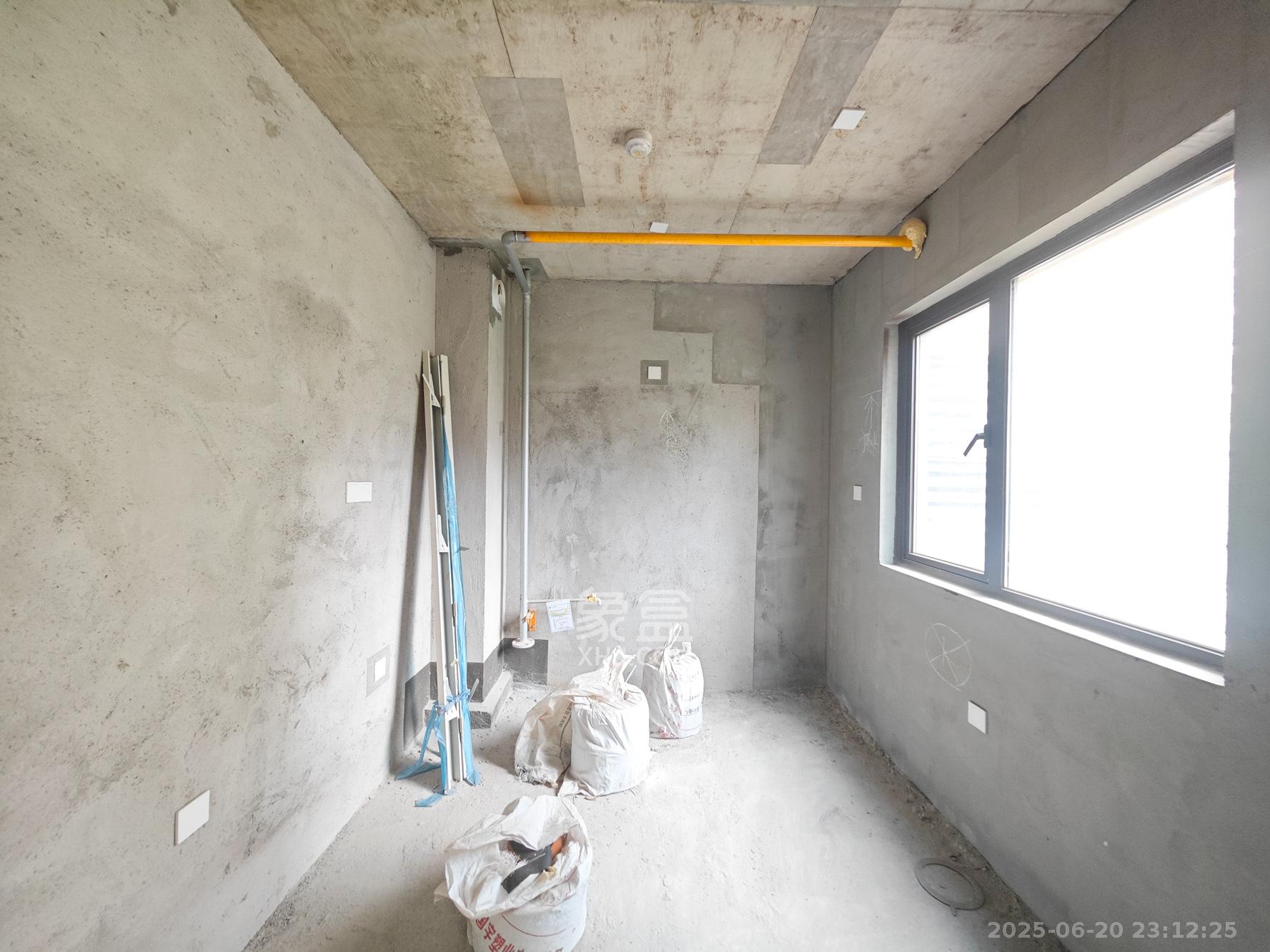 保利城(中航城国际社区、郡原美村) 4室2厅2卫 115.8万 保利城(中航城国际社区、郡原美村) 4室2厅2卫 115.8万其他