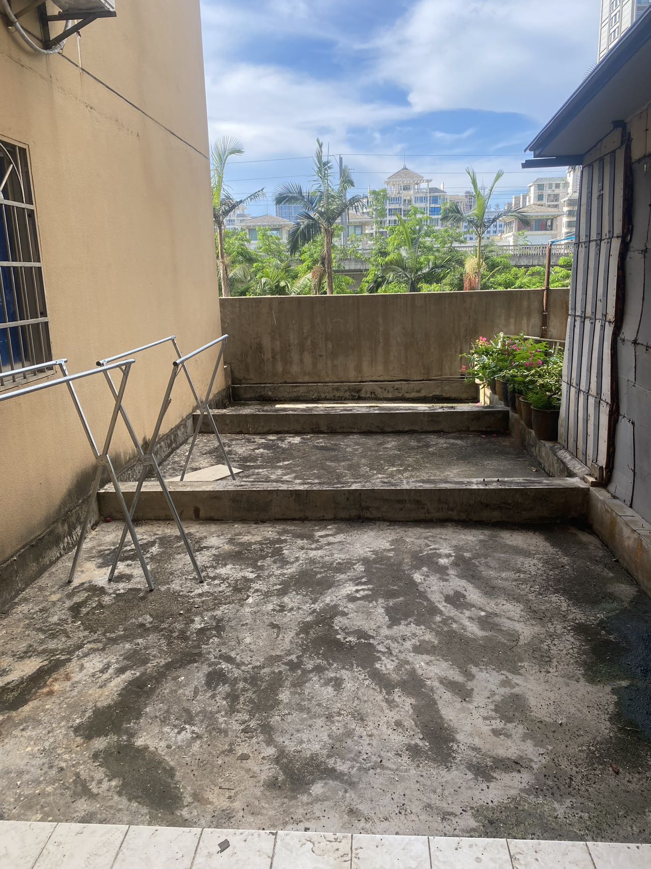 京江花园 3室2厅2卫 135.0万 京江花园 3室2厅2卫 135.0万室内图