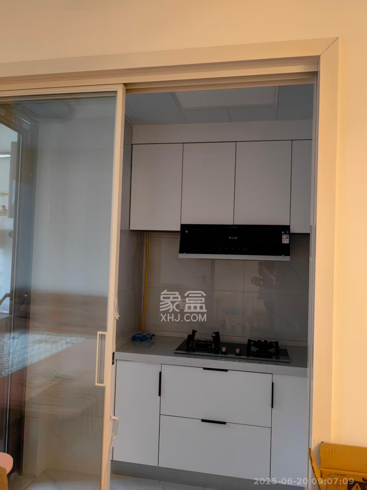 天健城 1室1厅1卫 2300.0元/月 天健城 1室1厅1卫 2300.0元/月室内图