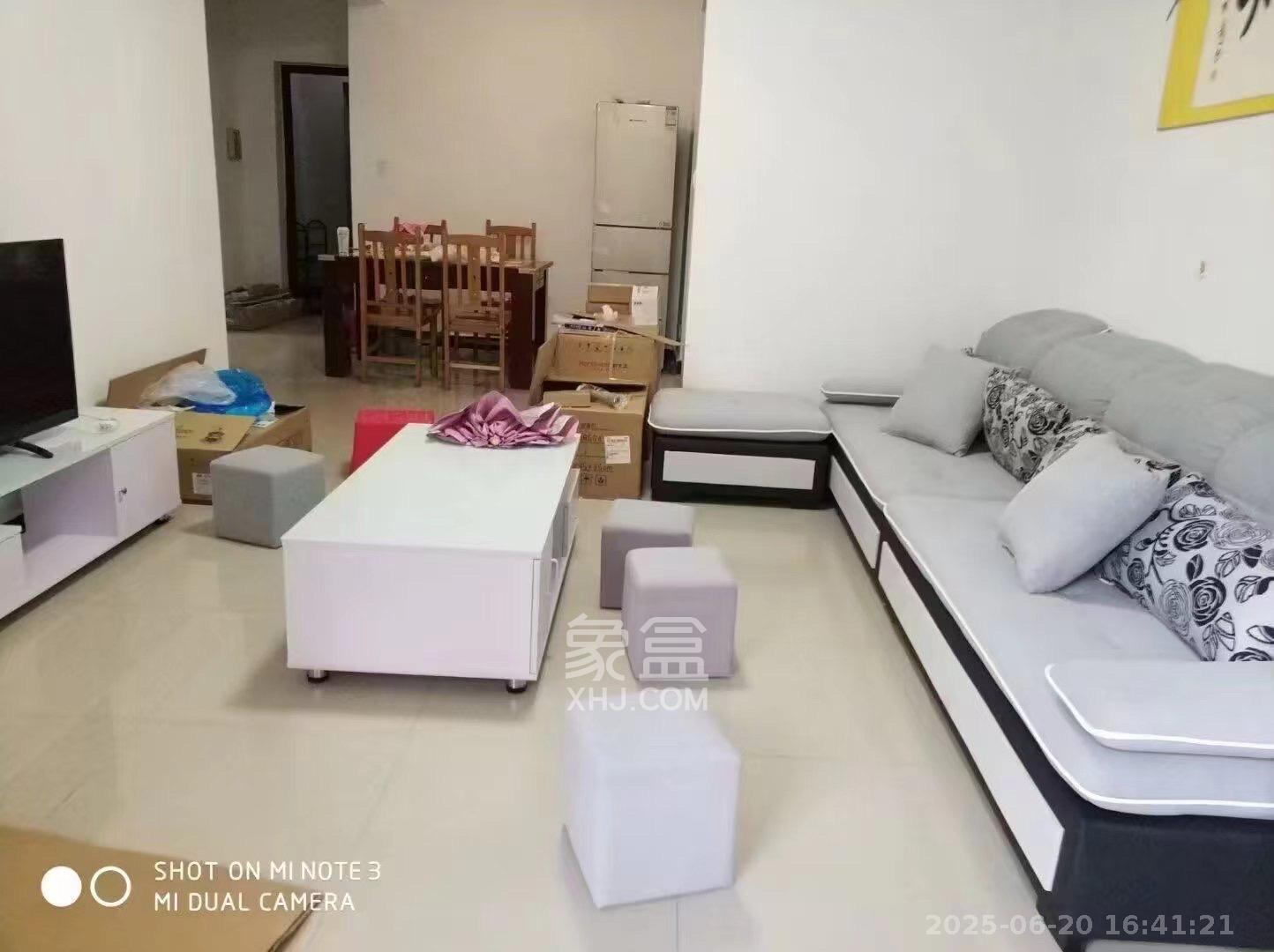 鑫科明珠  2室2厅2卫   2200.00元/月室内图1